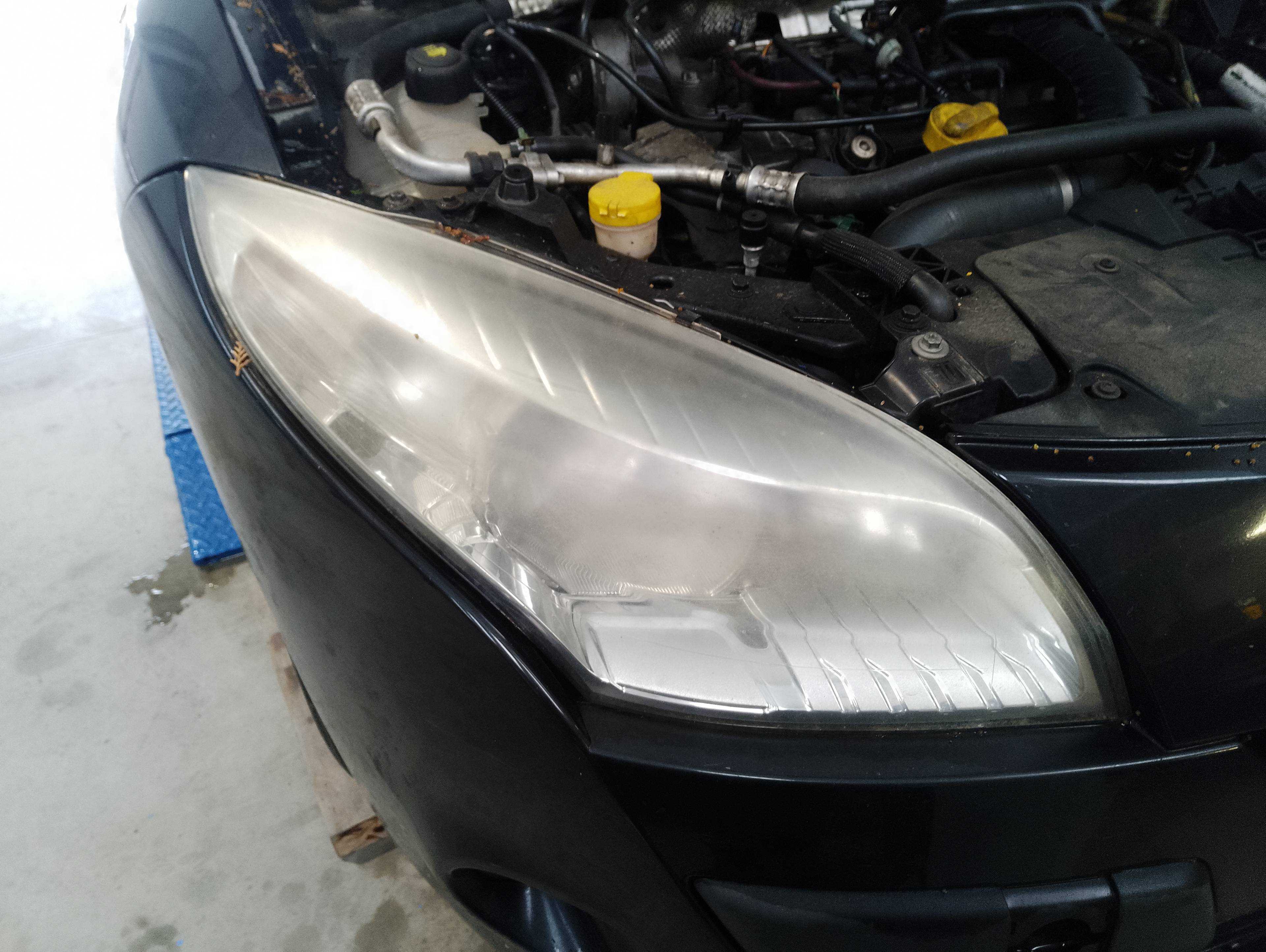 Recambio de faro derecho para renault megane iii berlina 5 p business referencia OEM IAM   