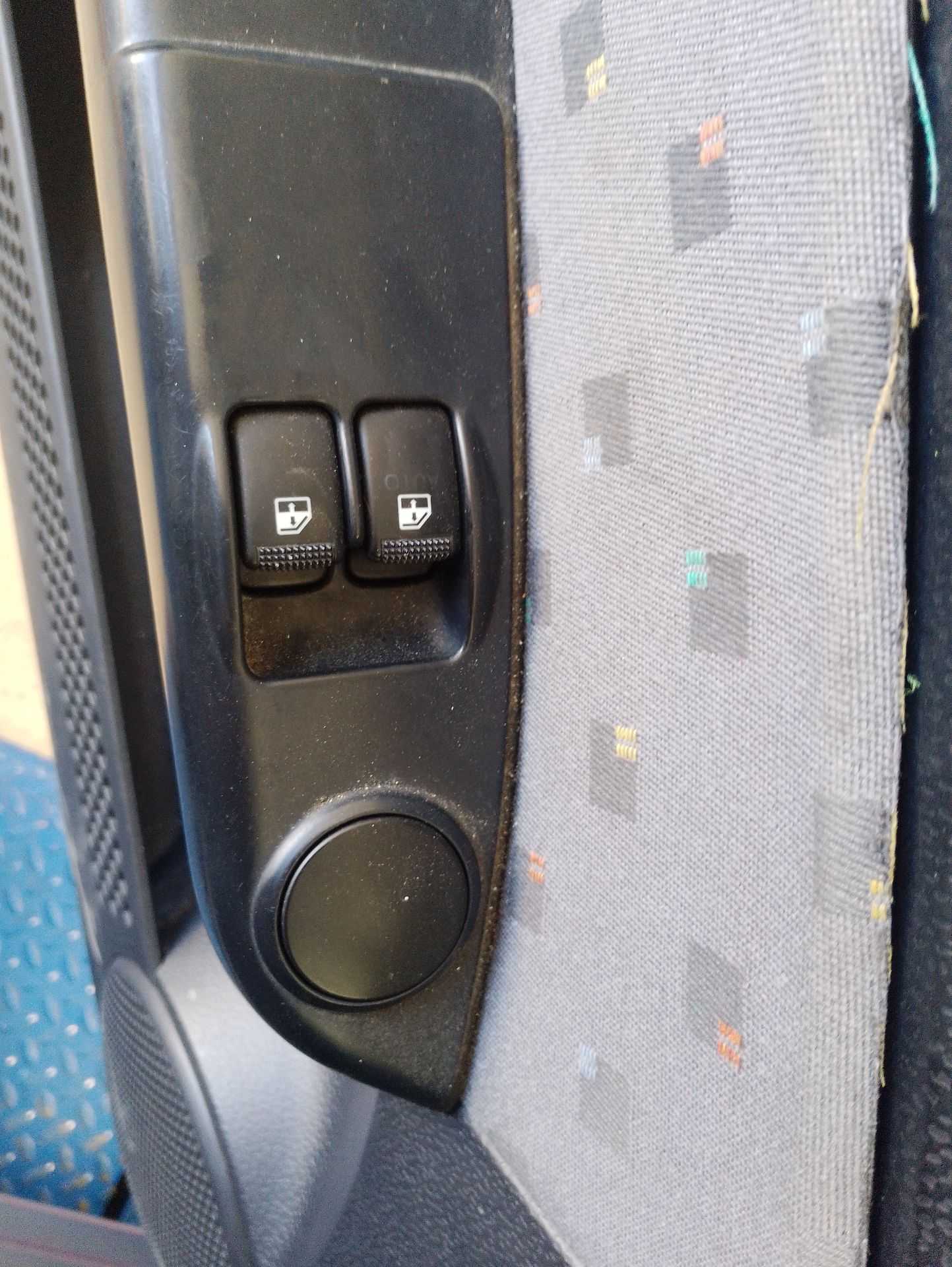 Recambio de mando elevalunas delantero izquierdo para hyundai getz (tb) 1.1 referencia OEM IAM   