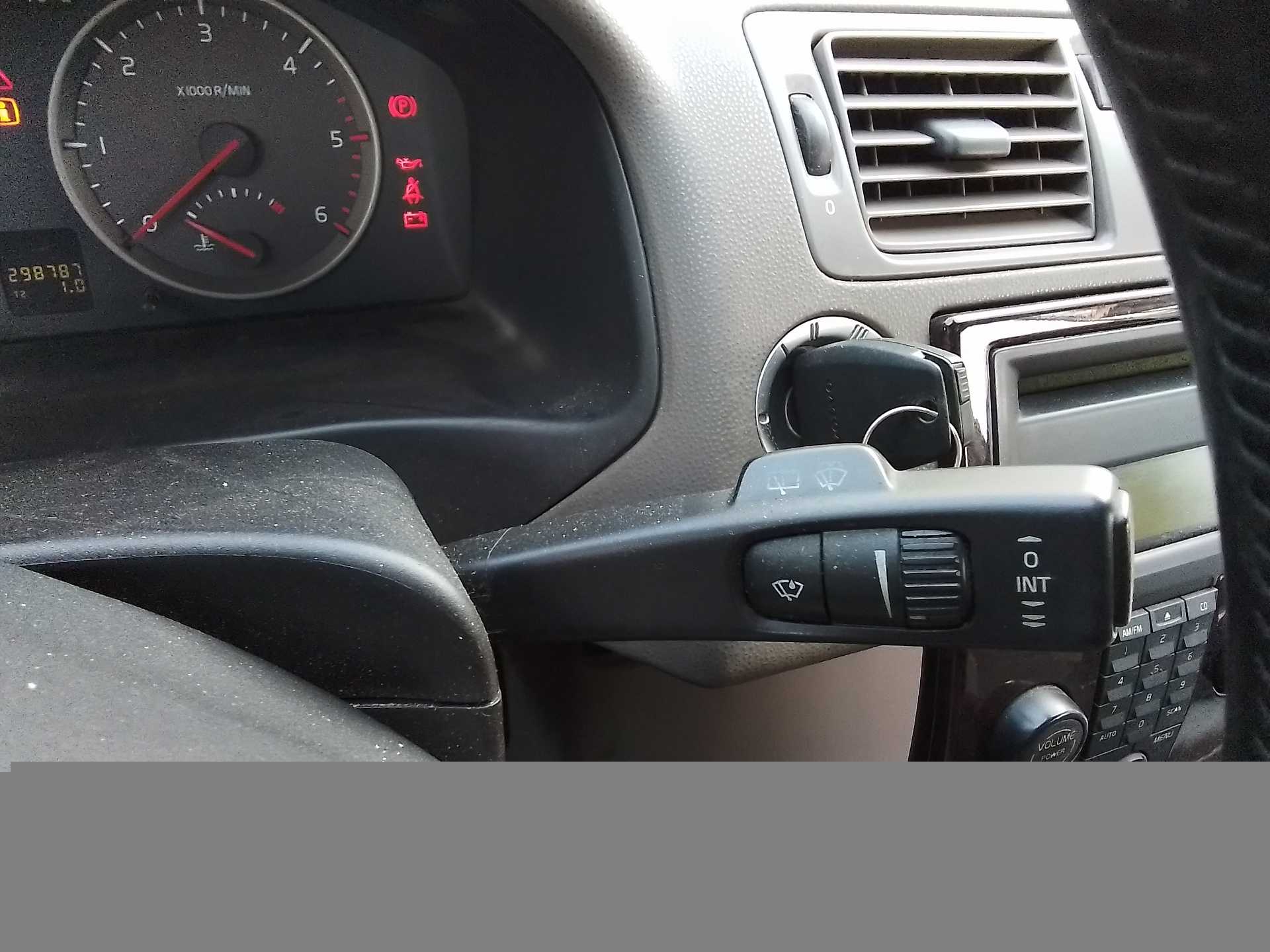Recambio de mando limpia para volvo v50 familiar 1.6 diesel cat referencia OEM IAM   