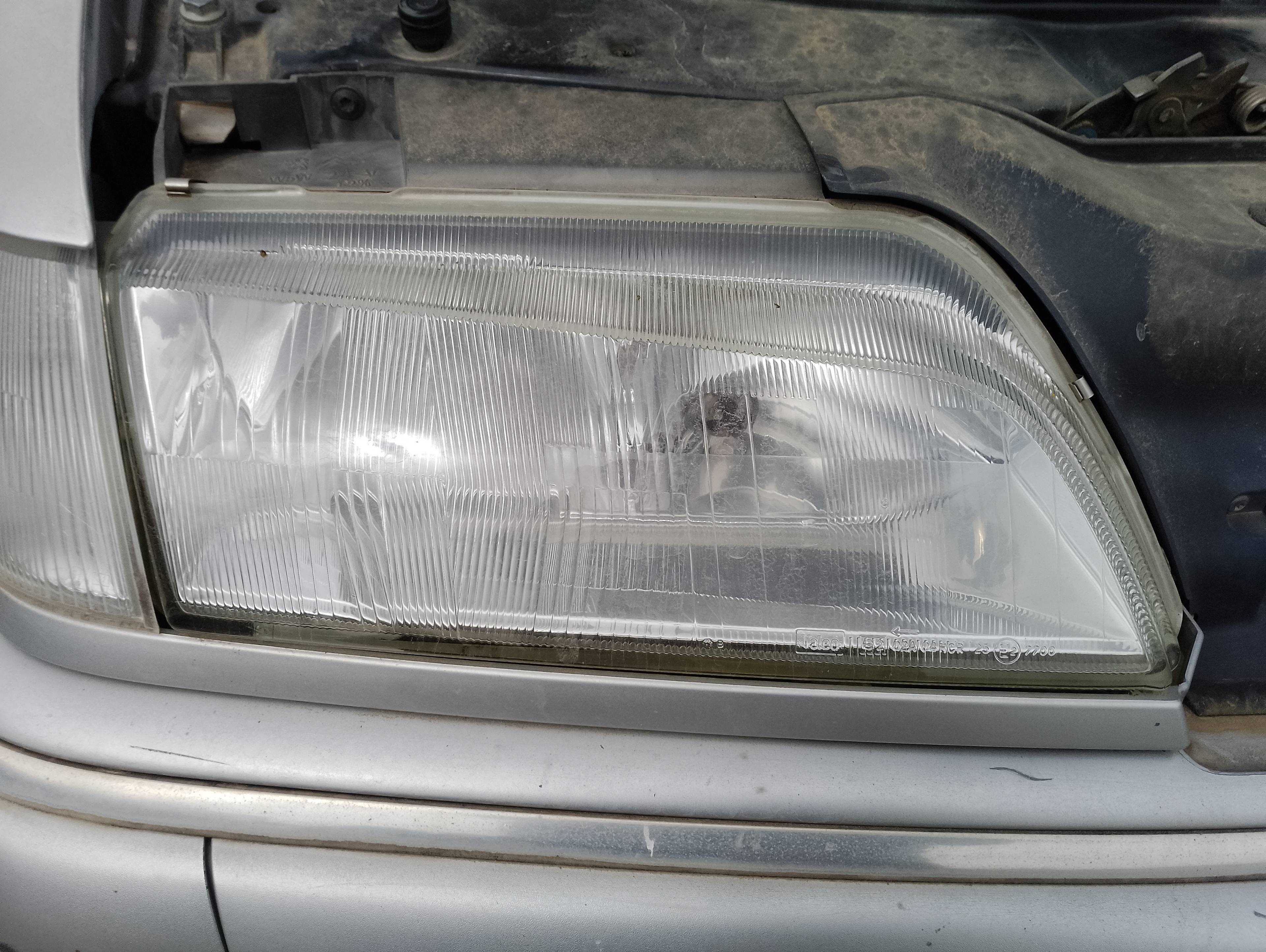 Recambio de faro derecho para citroën xantia berlina 1.6 armonia referencia OEM IAM   