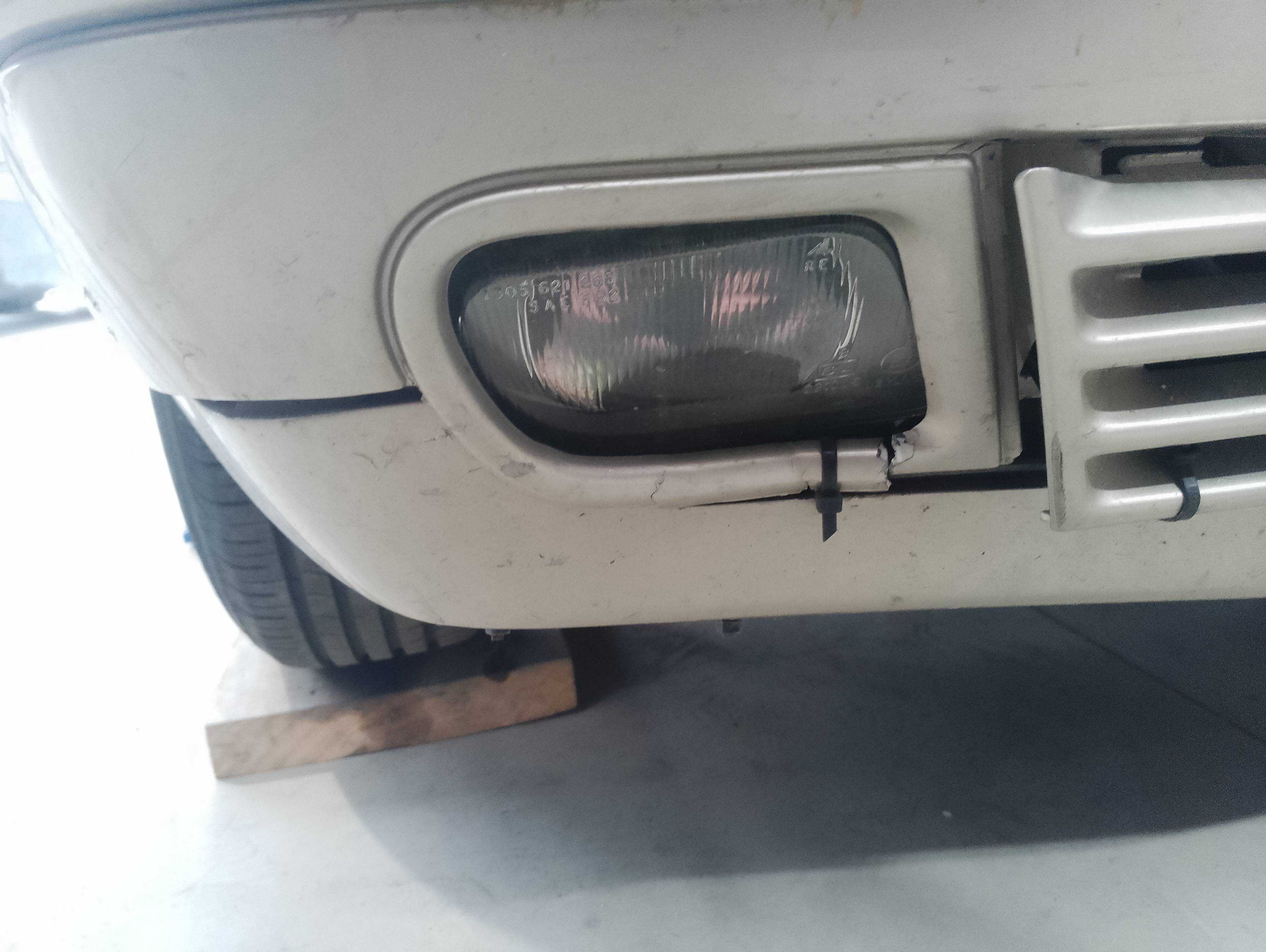 Recambio de faro antiniebla derecho para mercedes-benz clase e (w210) berlina 200 (210.035) referencia OEM IAM   