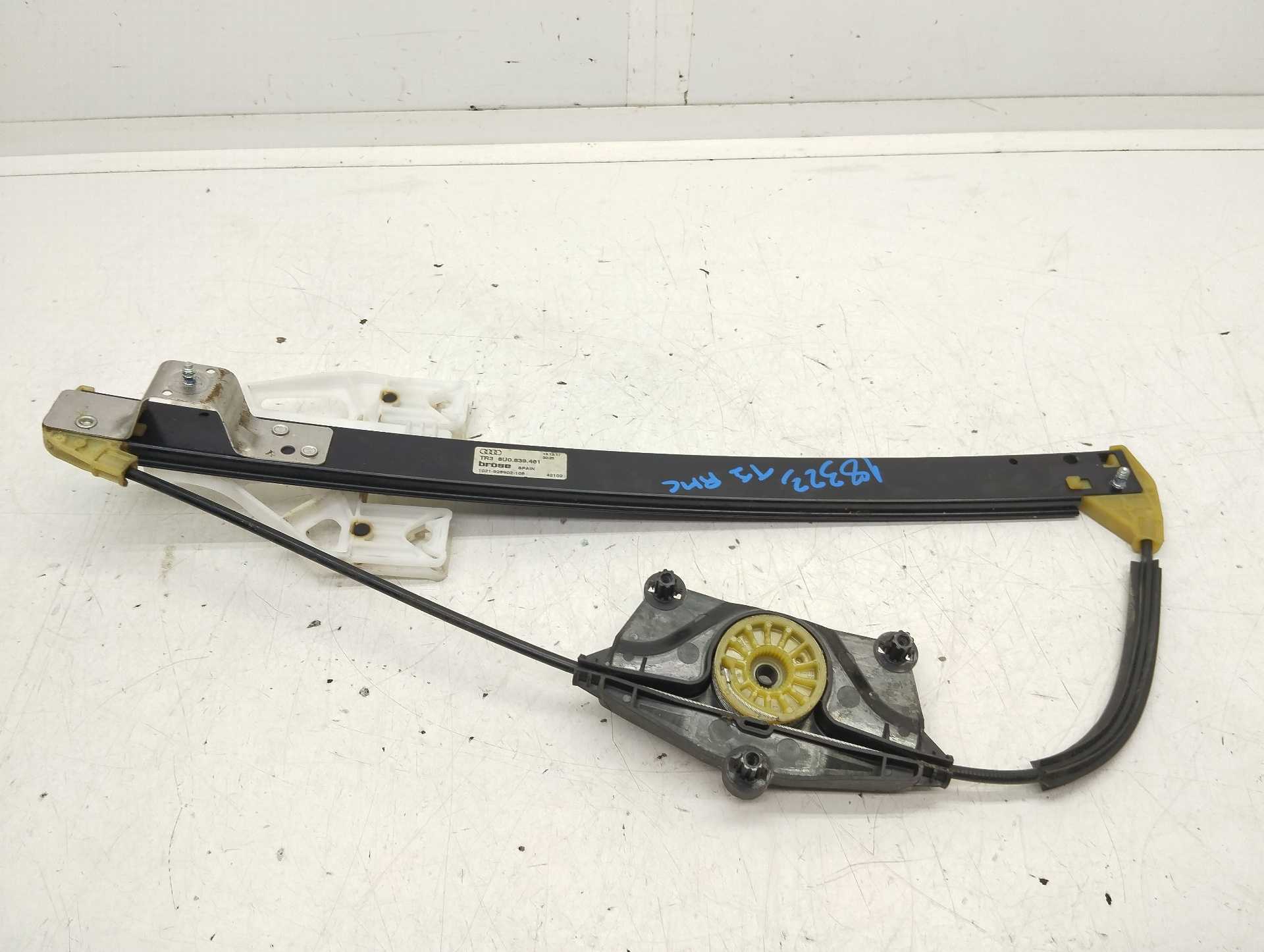 Recambio de elevalunas trasero izquierdo para audi q3 (8ug) attraction referencia OEM IAM 8U0839461 928902106 BROSE