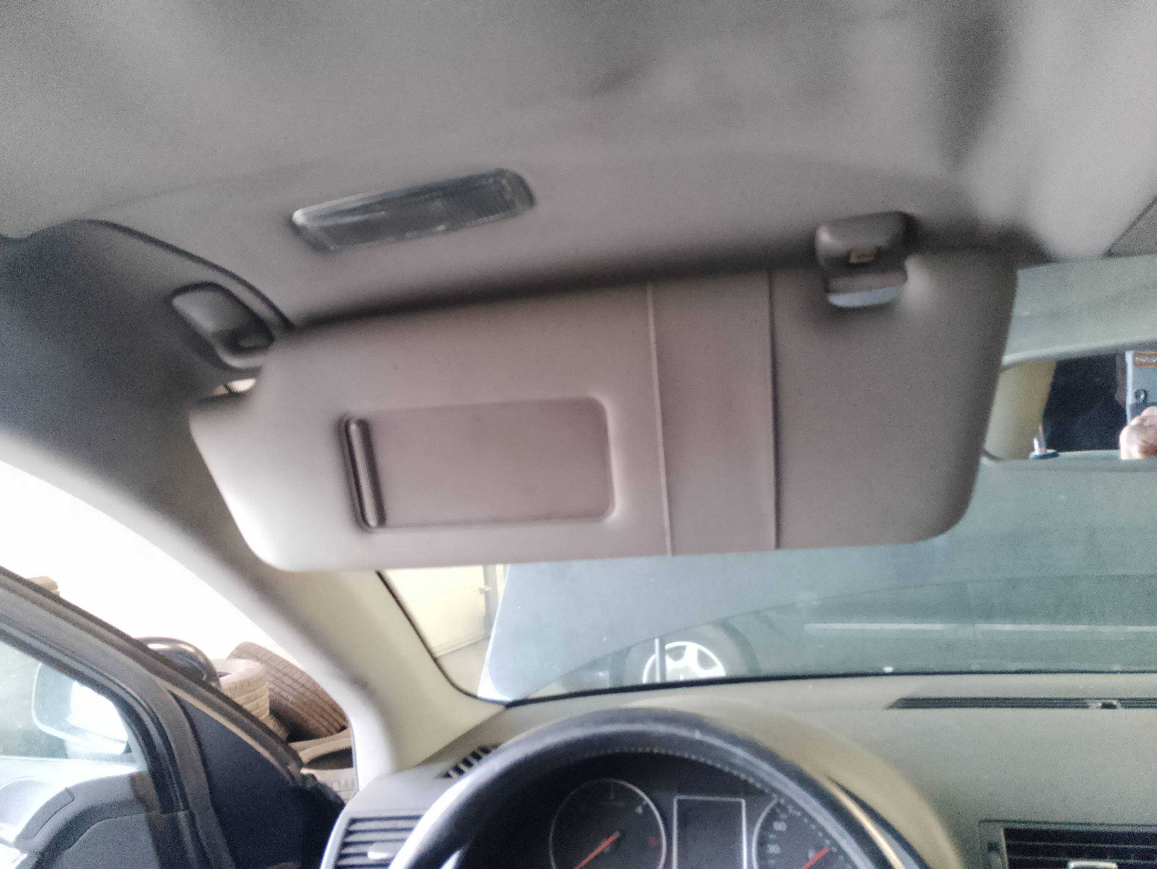 Recambio de parasol izquierdo para audi a4 berlina (8e) 1.9 tdi (96kw) referencia OEM IAM   