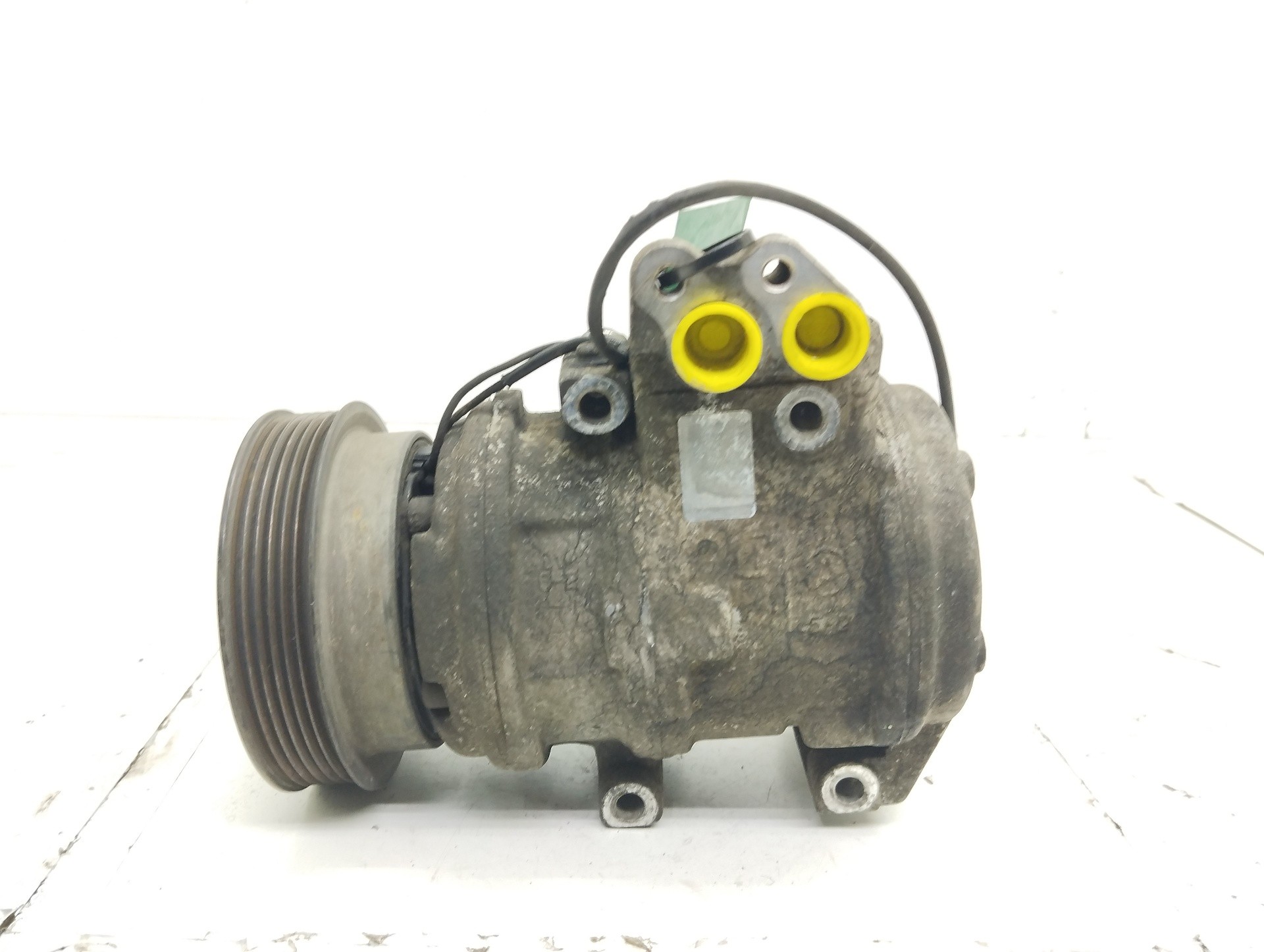 Recambio de compresor aire acondicionado para kia carens 2.0 crdi ex monovolumen referencia OEM IAM 4K0320073 1625019100 