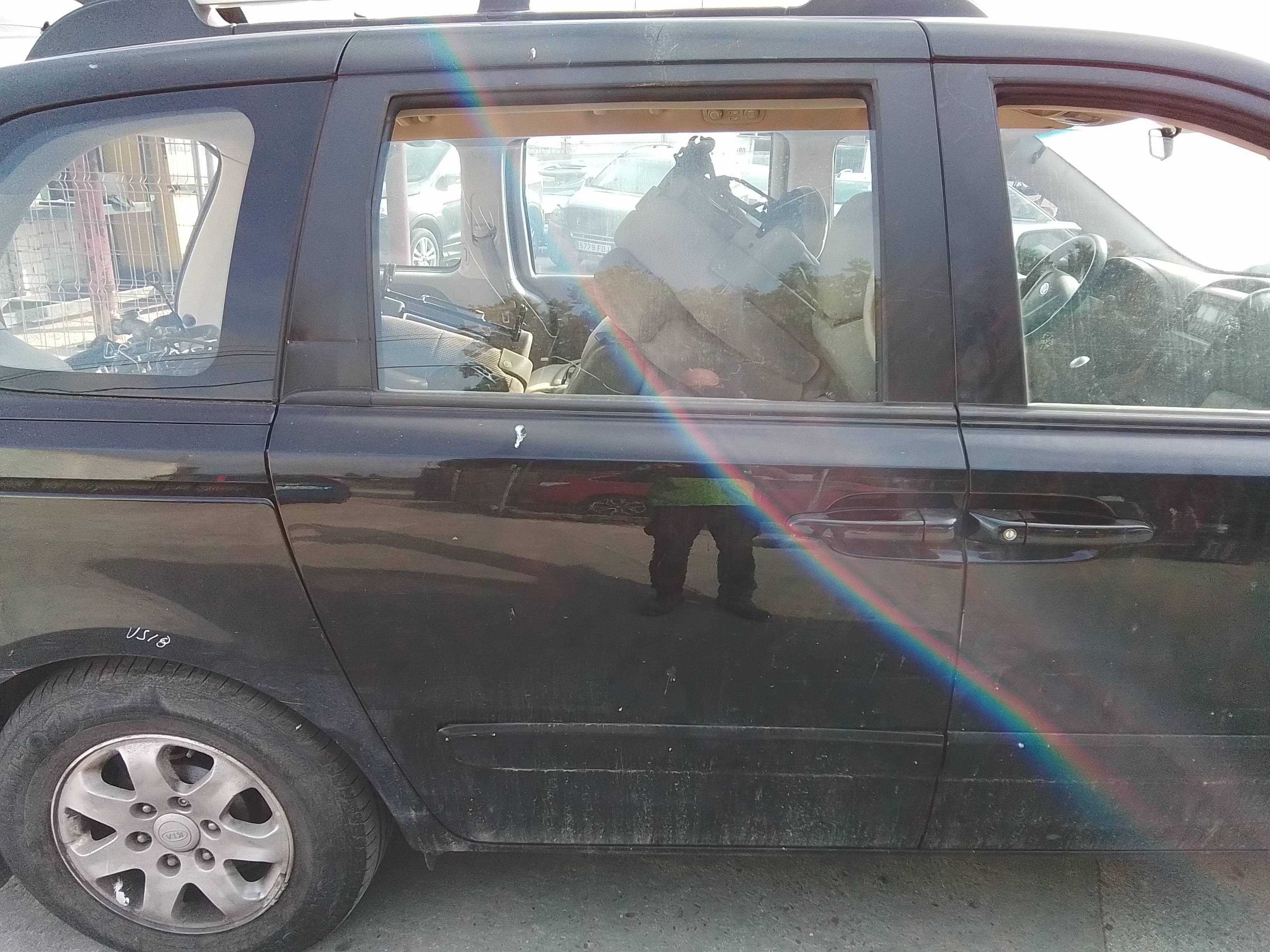 Recambio de puerta lateral corredera derecha para kia carnival 2.9 crdi vgt active referencia OEM IAM   
