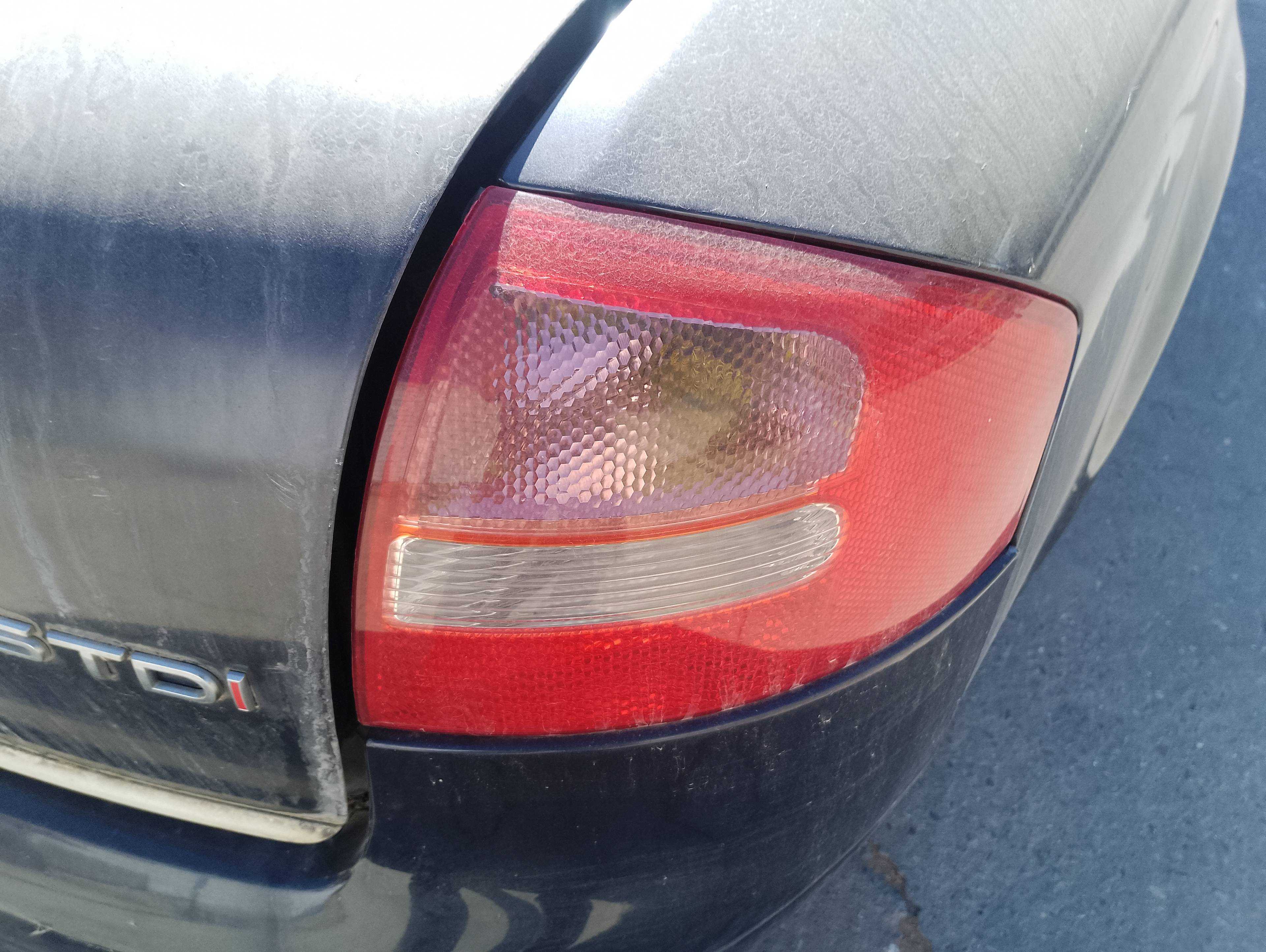 Recambio de piloto trasero derecho para audi a6 berlina (4b2) 2.5 tdi referencia OEM IAM   