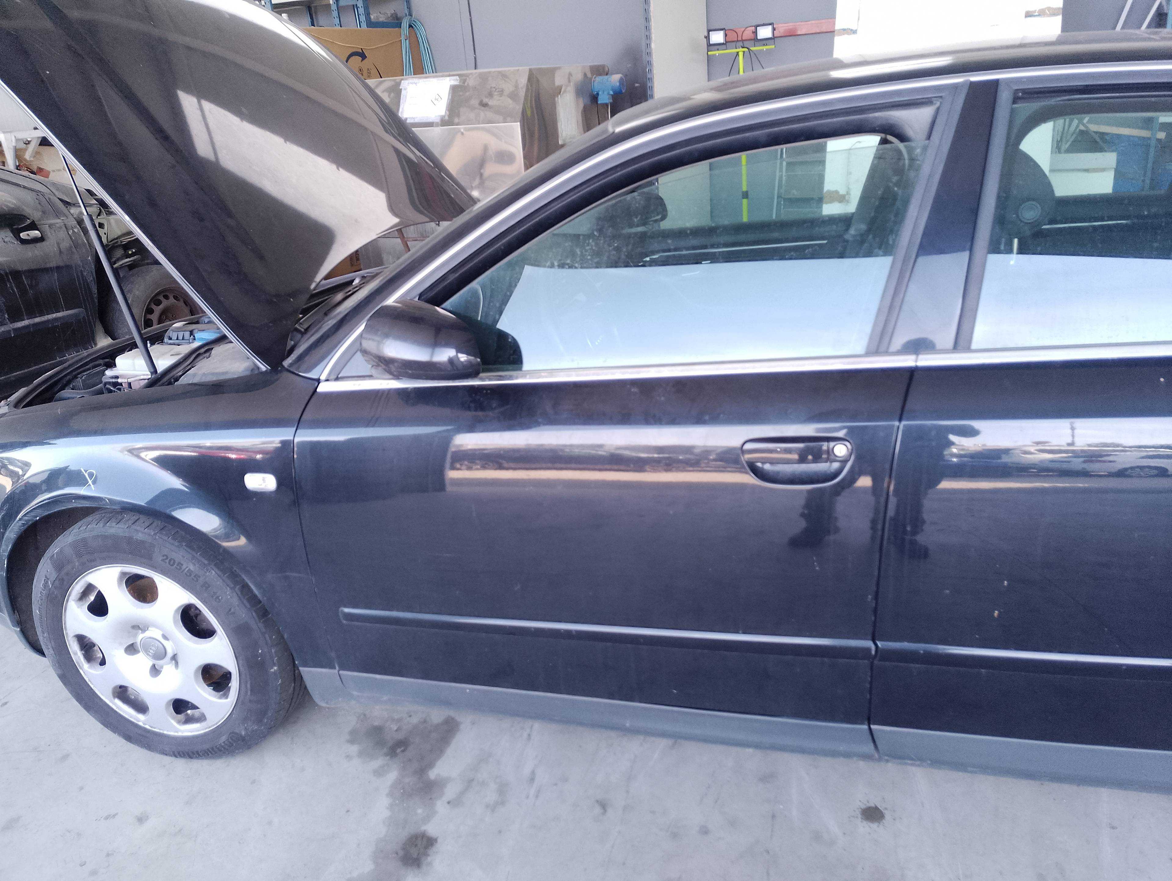 Recambio de puerta delantera izquierda para audi a4 berlina (8e) 1.9 tdi (96kw) referencia OEM IAM   