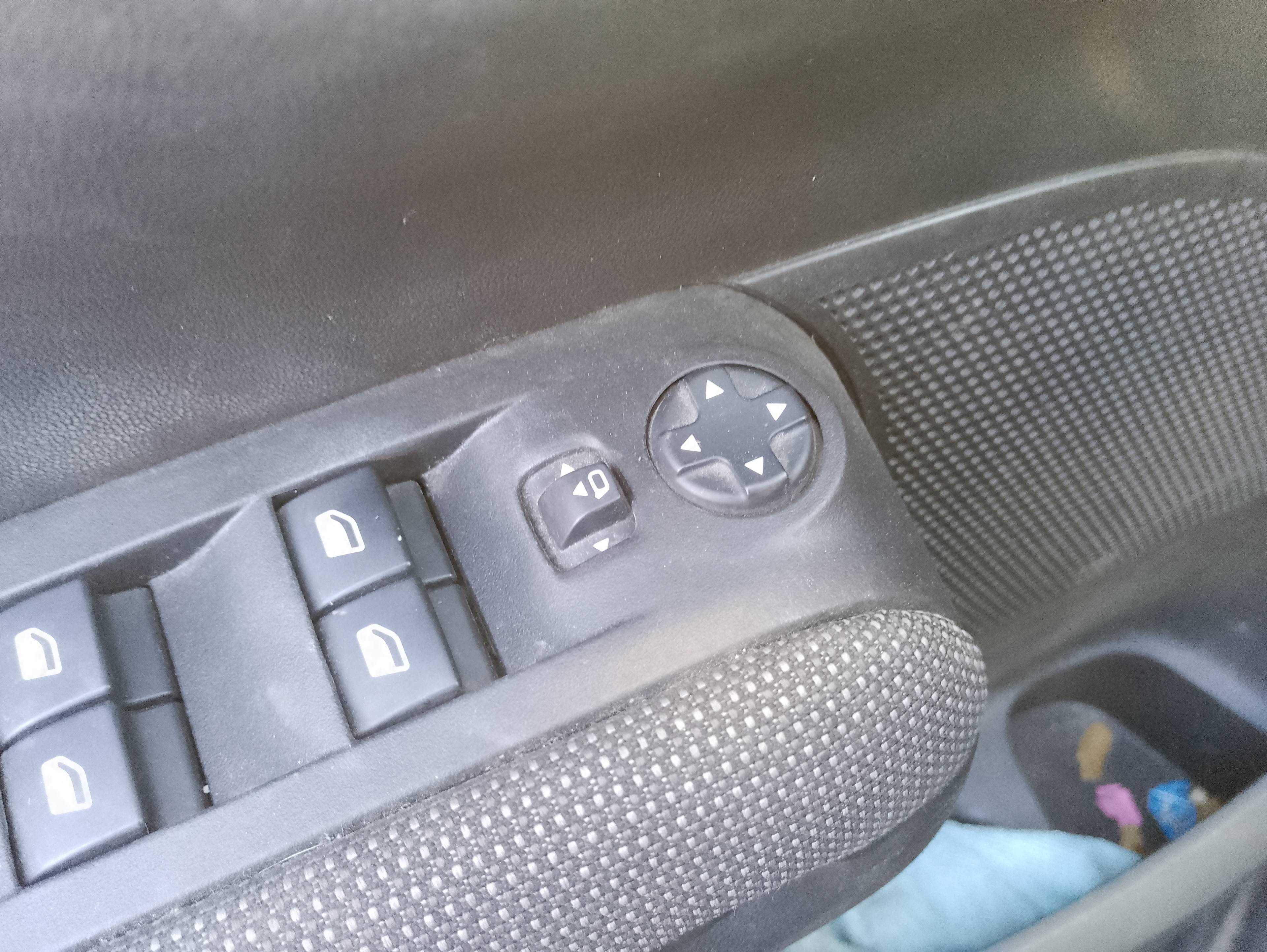 Recambio de mando retrovisor para citroën c3 aircross rip curl referencia OEM IAM   