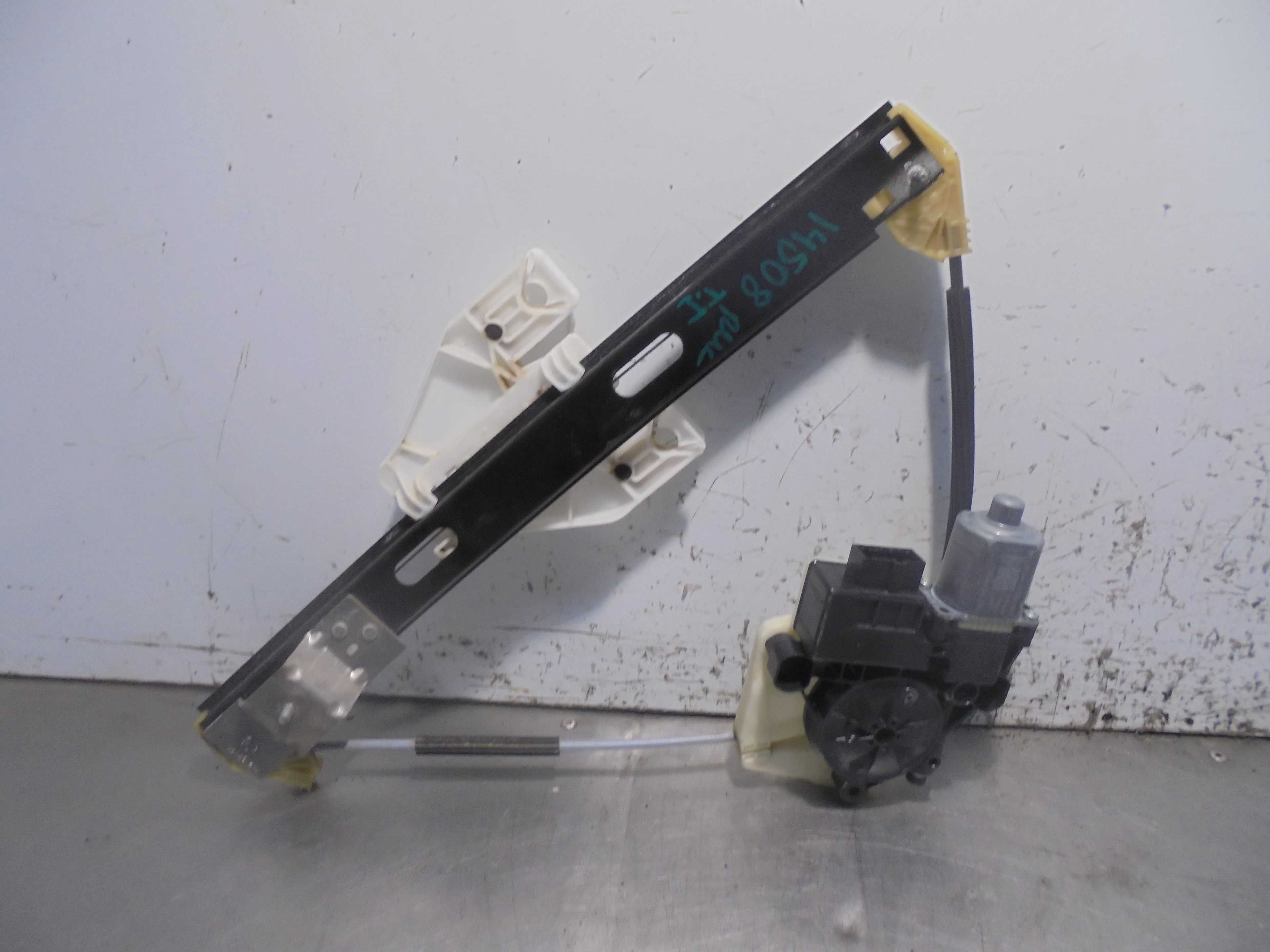 Recambio de elevalunas trasero izquierdo para seat leon (5f1) reference referencia OEM IAM 5Q0959811E ELECTRICO CONFORT 5 PUERTA