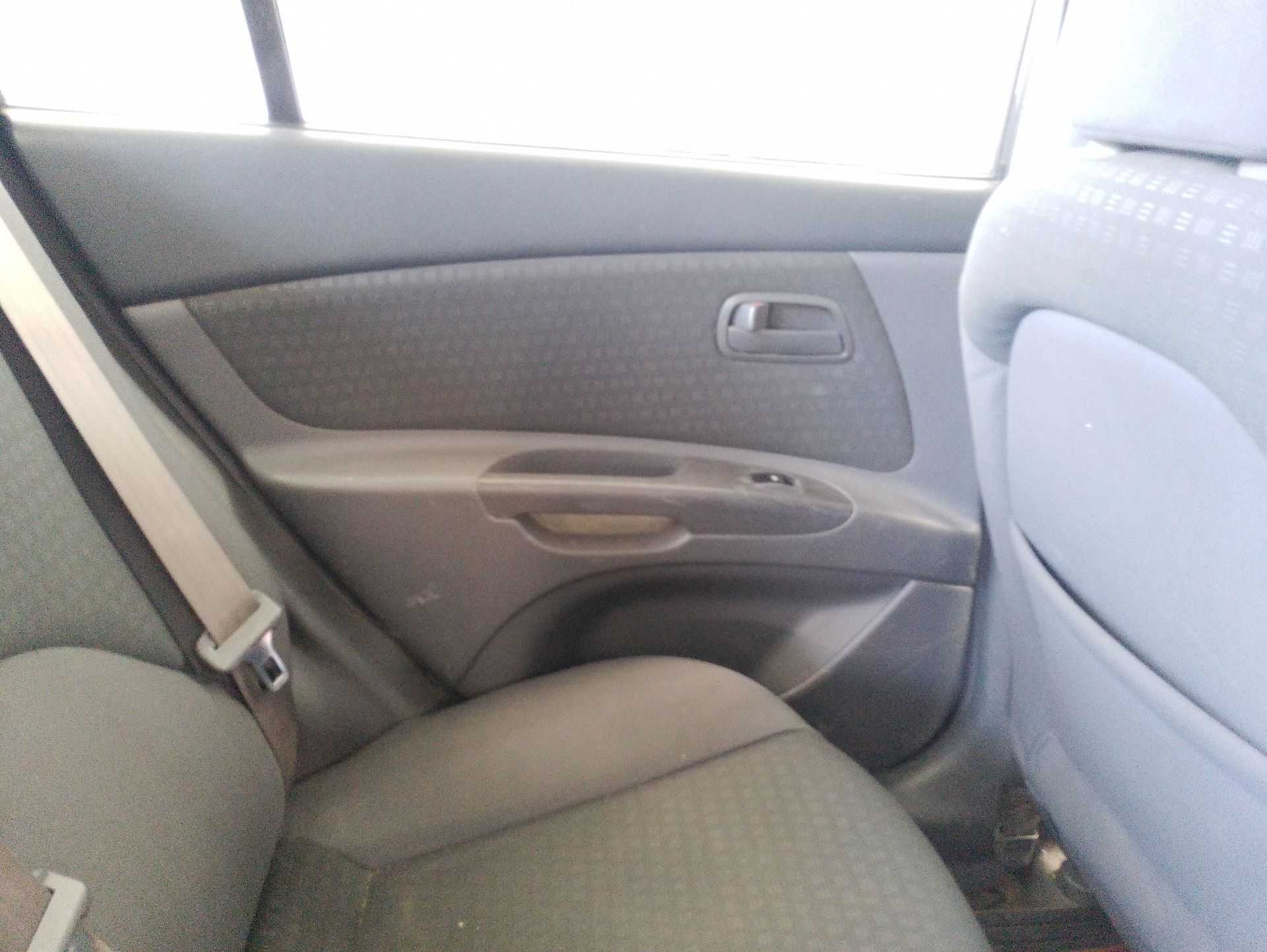Recambio de guarnecido puerta trasera izquierda para kia rio ii sedán (jb) 1.4 16v referencia OEM IAM   