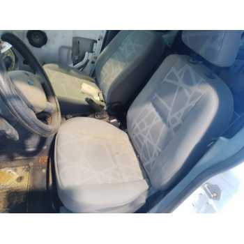 ASIENTO DELANTERO IZQUIERDO 