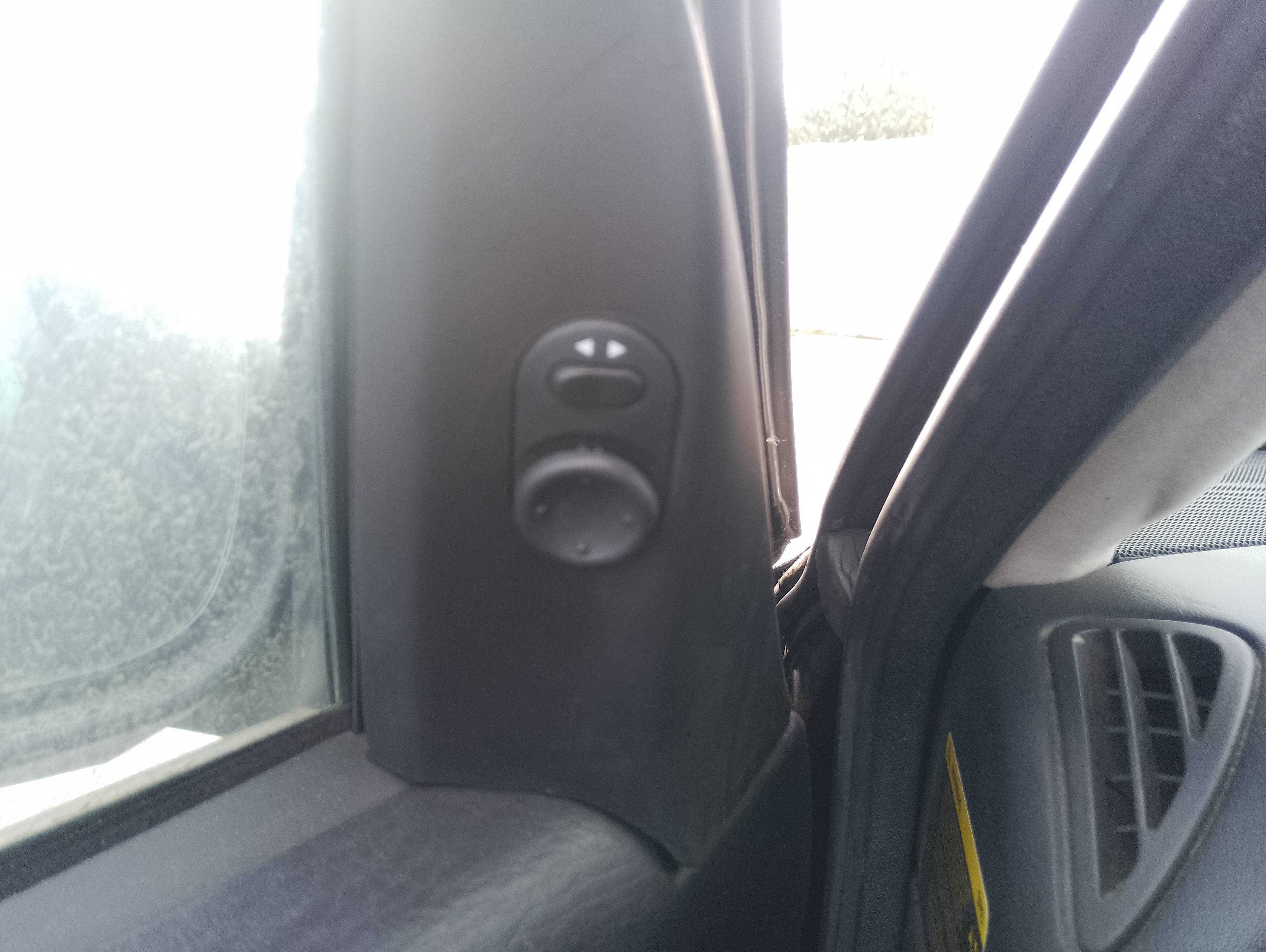 Recambio de mando retrovisor para saab 900 berlina 2.0 cat referencia OEM IAM   