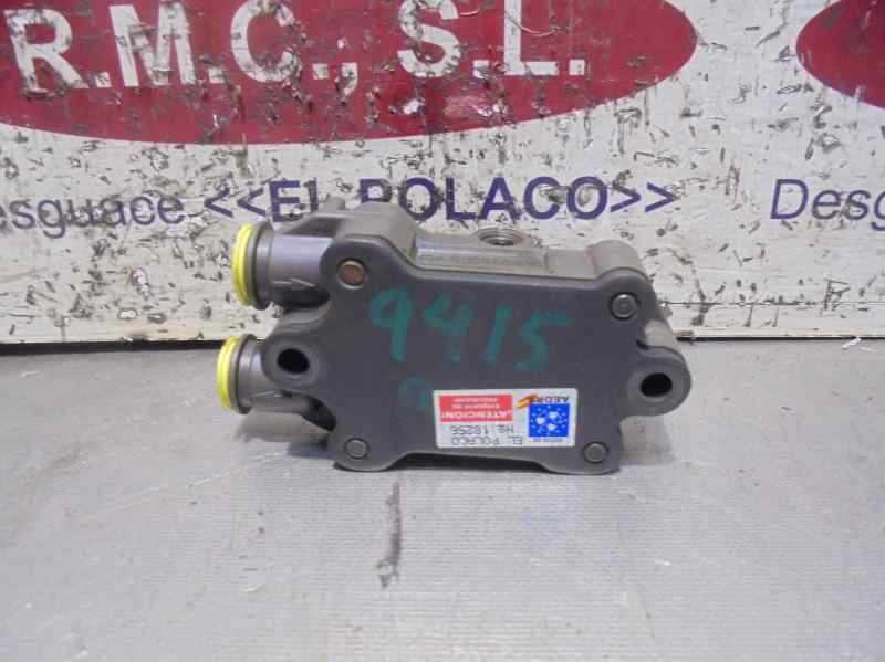 Recambio de bomba combustible para mercedes-benz clase c (w203) berlina 200 cdi (203.004) referencia OEM IAM A6110900250 0440020