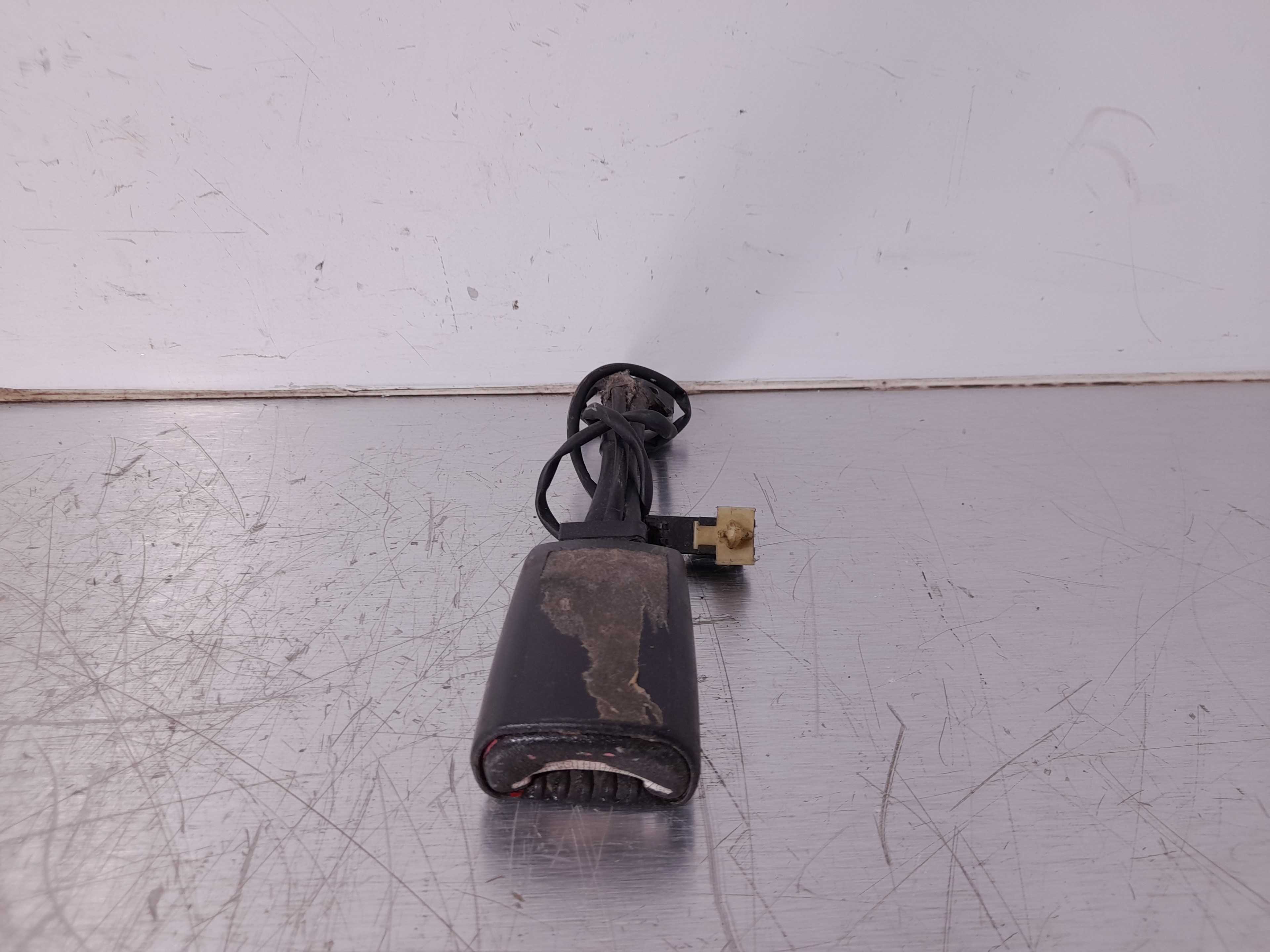 Recambio de anclaje cinturon de seguridad para chevrolet epica 2.0 diesel cat referencia OEM IAM   