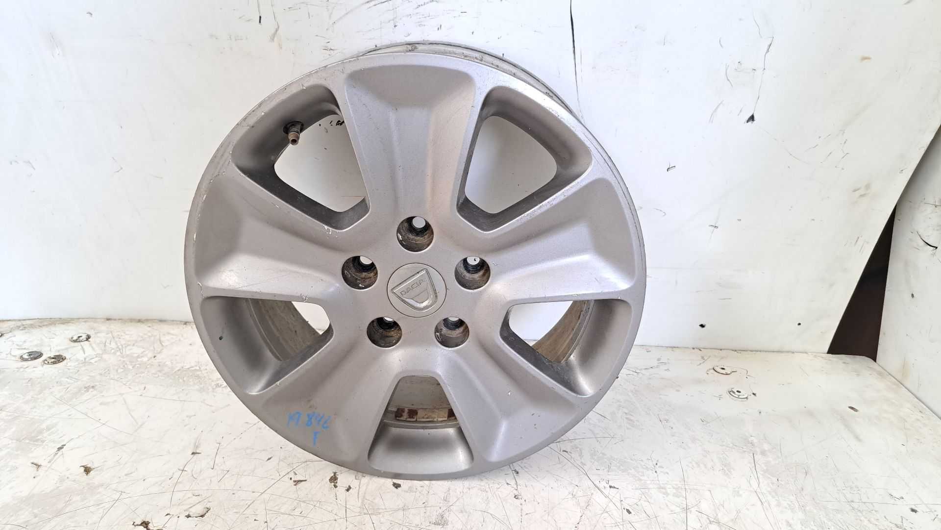 Recambio de llanta para dacia duster ambiance 4x2 referencia OEM IAM r16 403003157r 