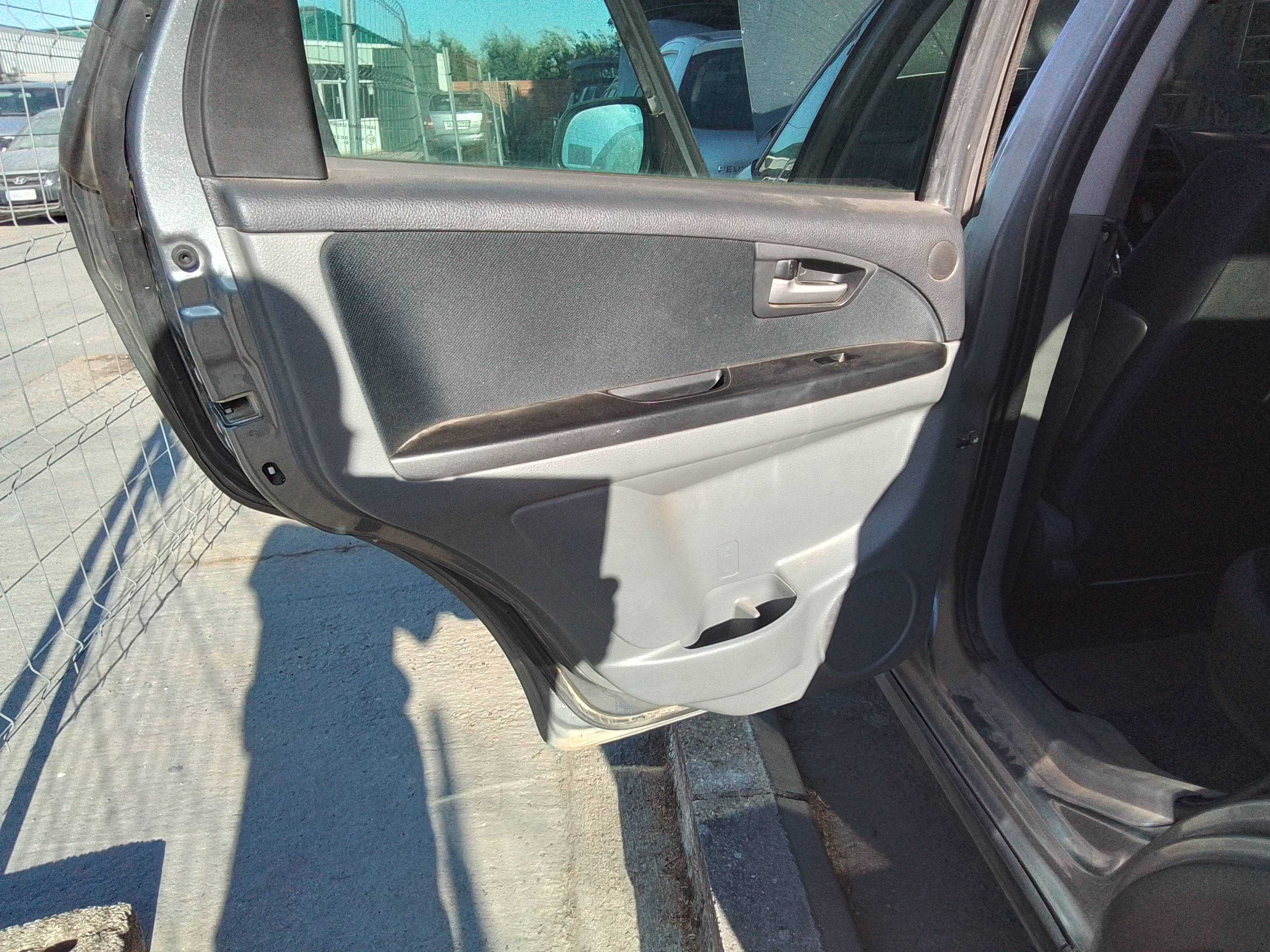 Recambio de guarnecido puerta trasera izquierda para suzuki sx4 rw (ey) gl+ referencia OEM IAM   