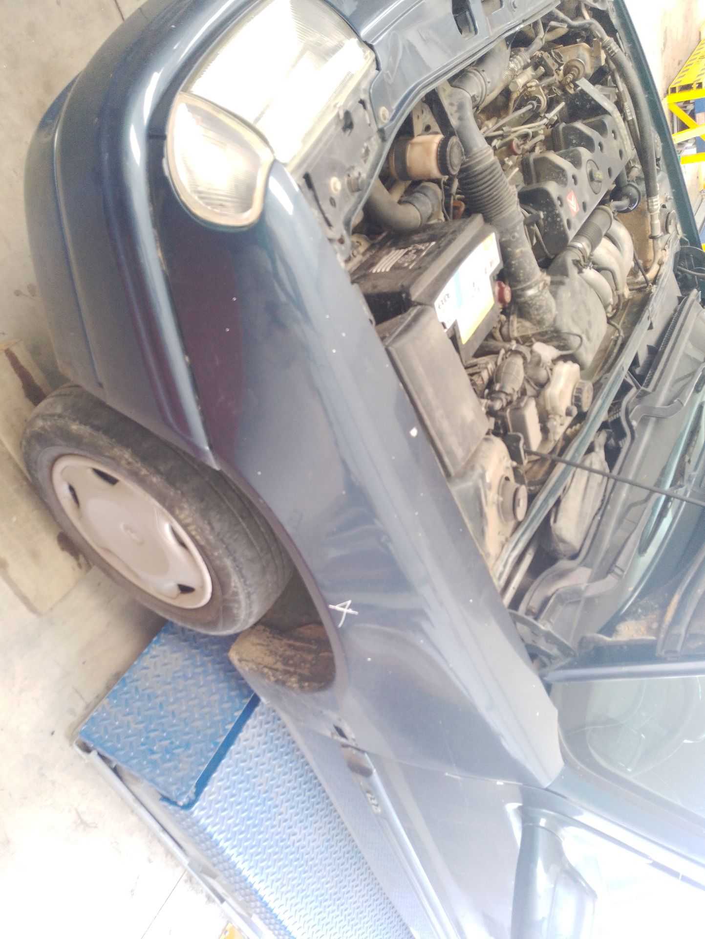 Recambio de aleta delantera izquierda para citroën saxo (s0, s1) 1.5 d referencia OEM IAM 7840G6  