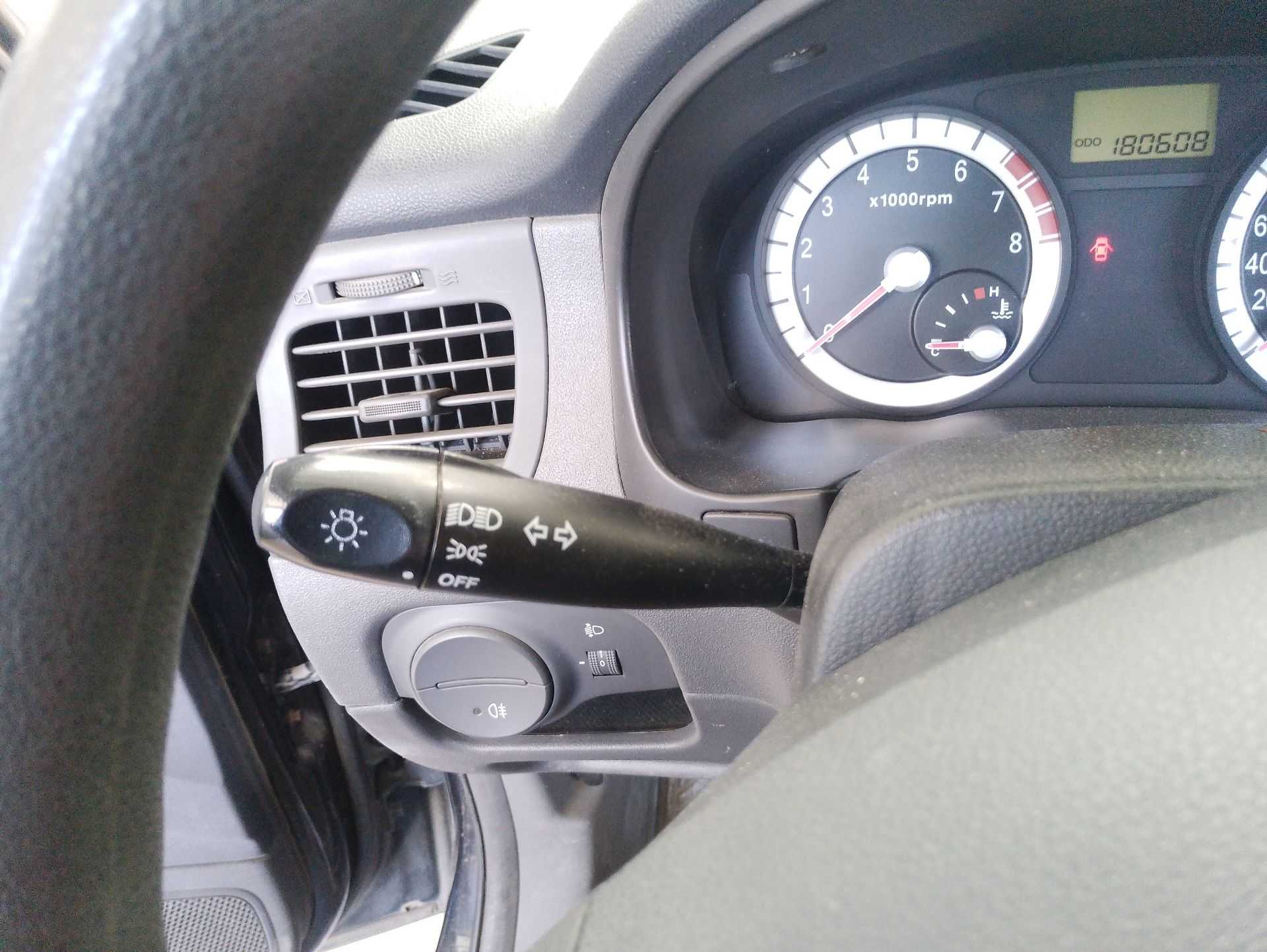 Recambio de mando luces/intermitencia (com2000) para kia rio ii sedán (jb) 1.4 16v referencia OEM IAM   