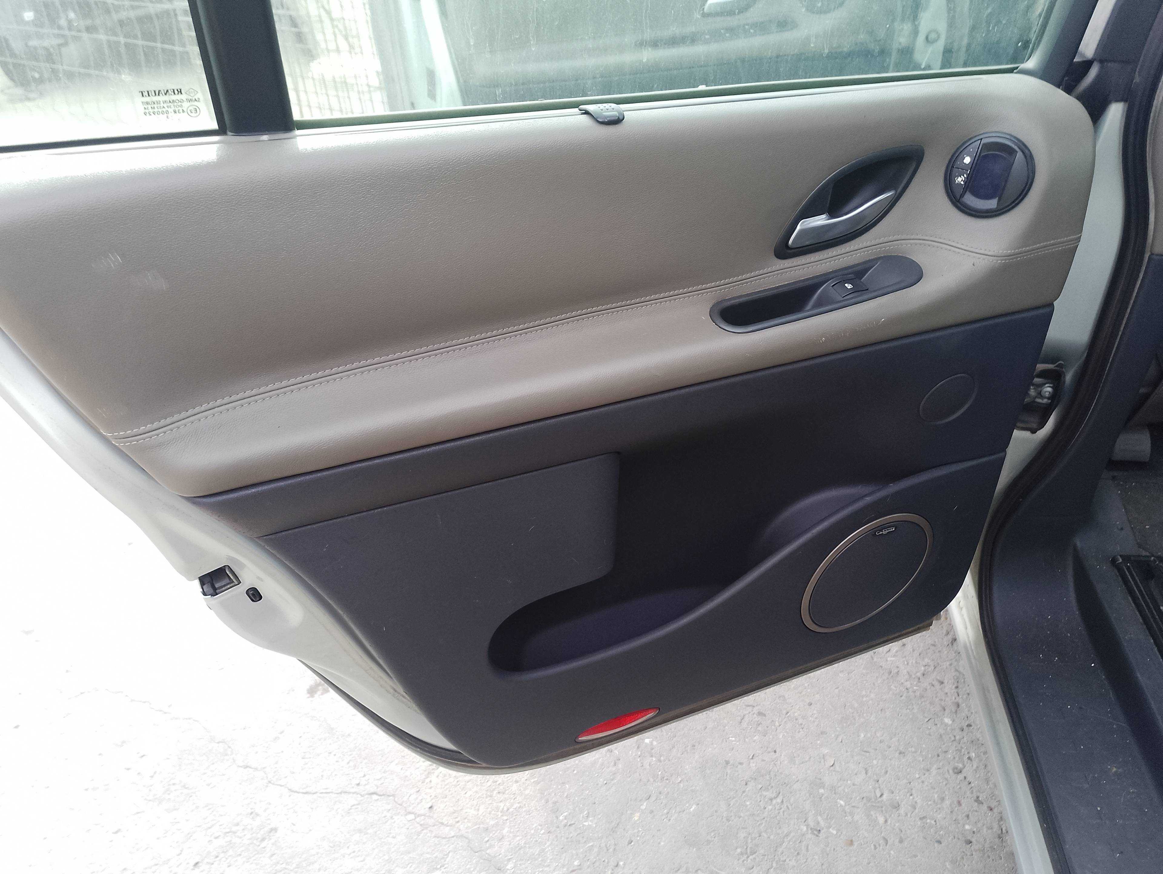 Recambio de guarnecido puerta trasera izquierda para renault espace iv (jk0) dynamique referencia OEM IAM   
