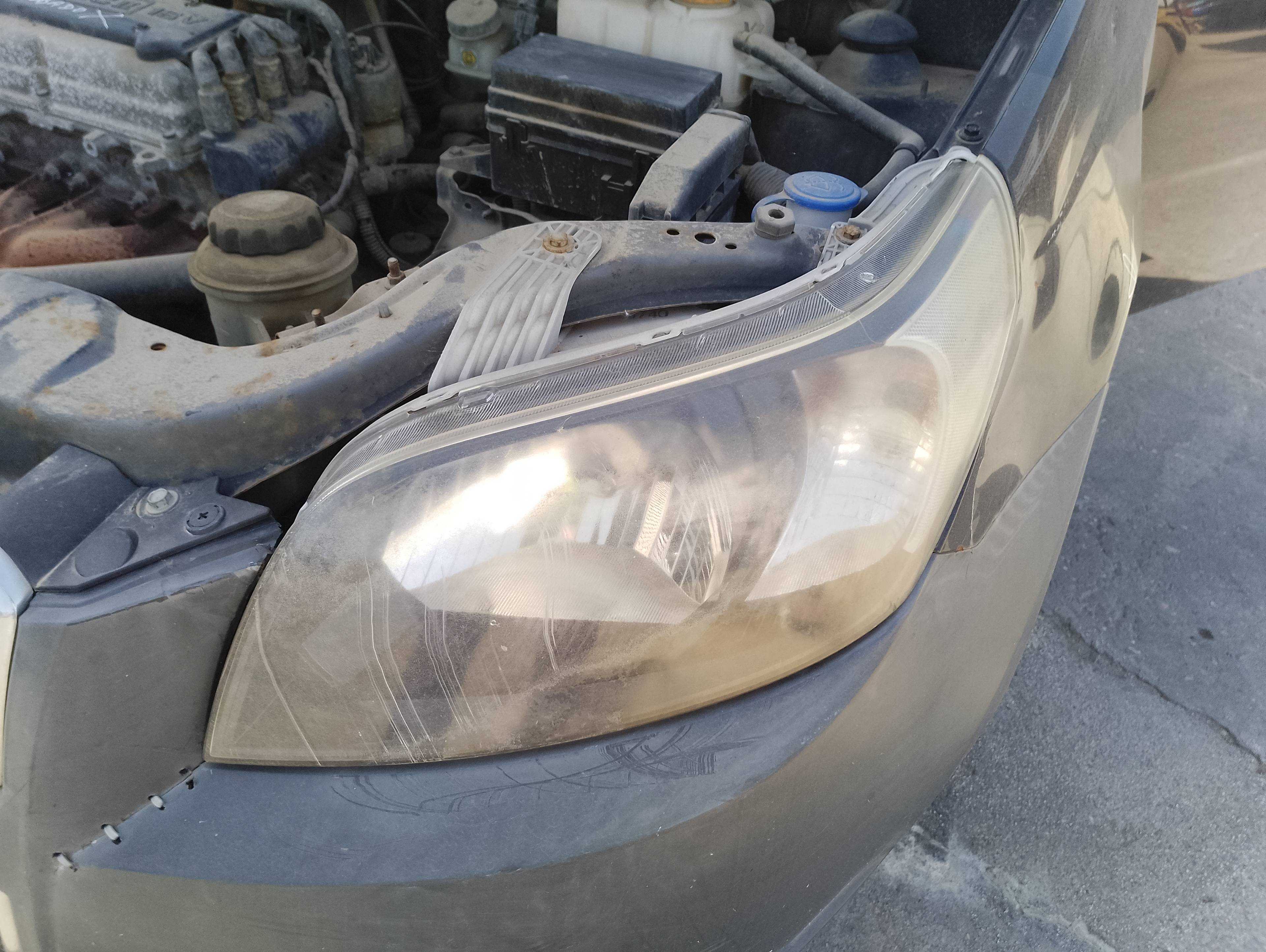 Recambio de faro izquierdo para chevrolet aveo referencia OEM IAM 00032271  