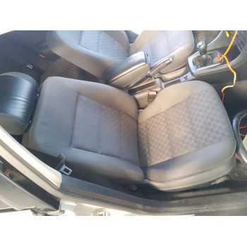 ASIENTO DELANTERO DERECHO 