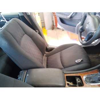 ASIENTO DELANTERO IZQUIERDO 