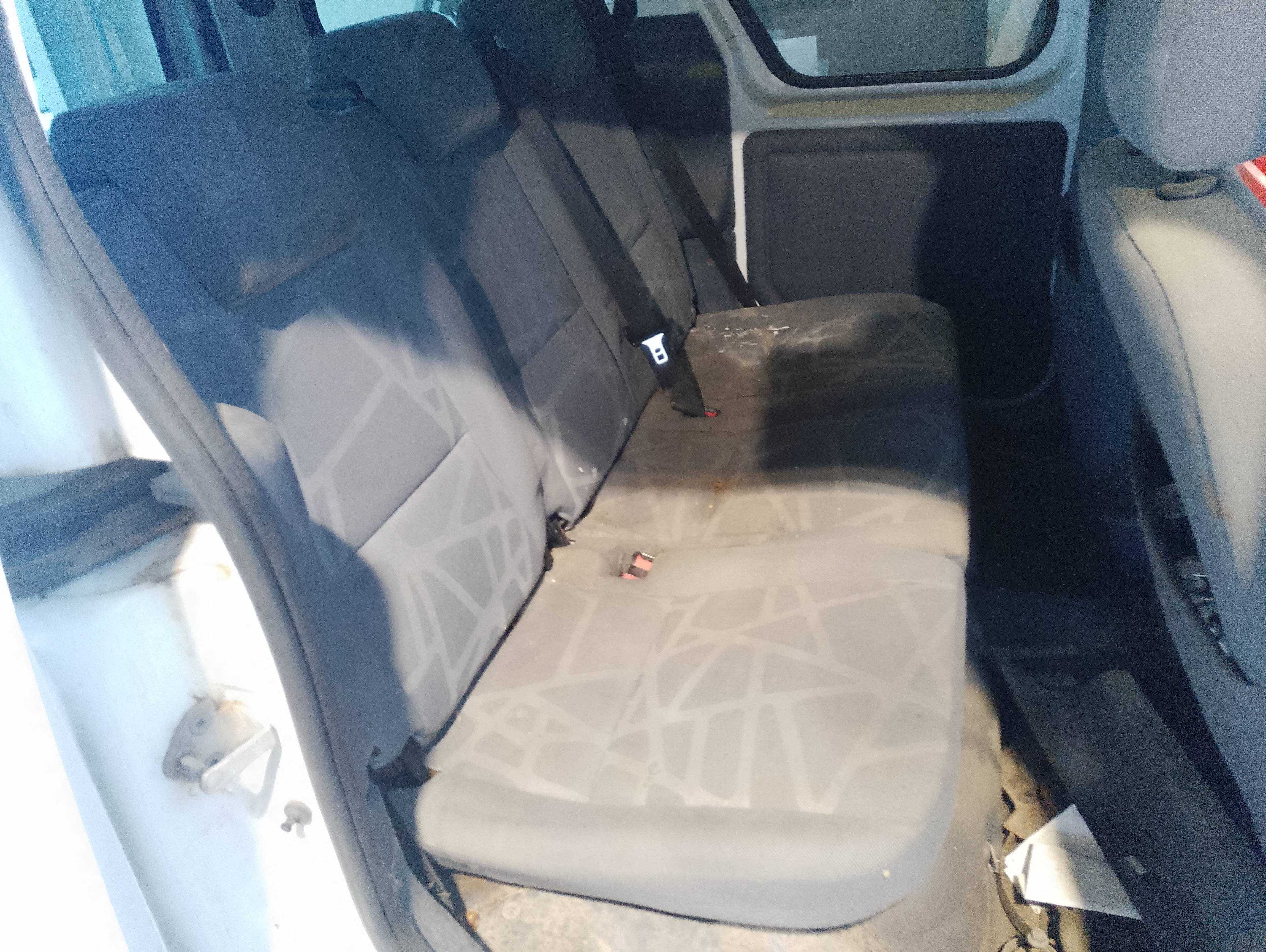 Recambio de asientos traseros para ford tourneo connect (tc7) kombi corta (2009) referencia OEM IAM   