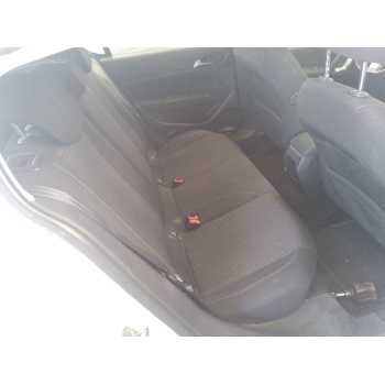 Recambio de asientos traseros para peugeot 308 ii (lb_, lp_, lw_, lh_, l3_) 1.6 hdi 100 referencia OEM IAM   