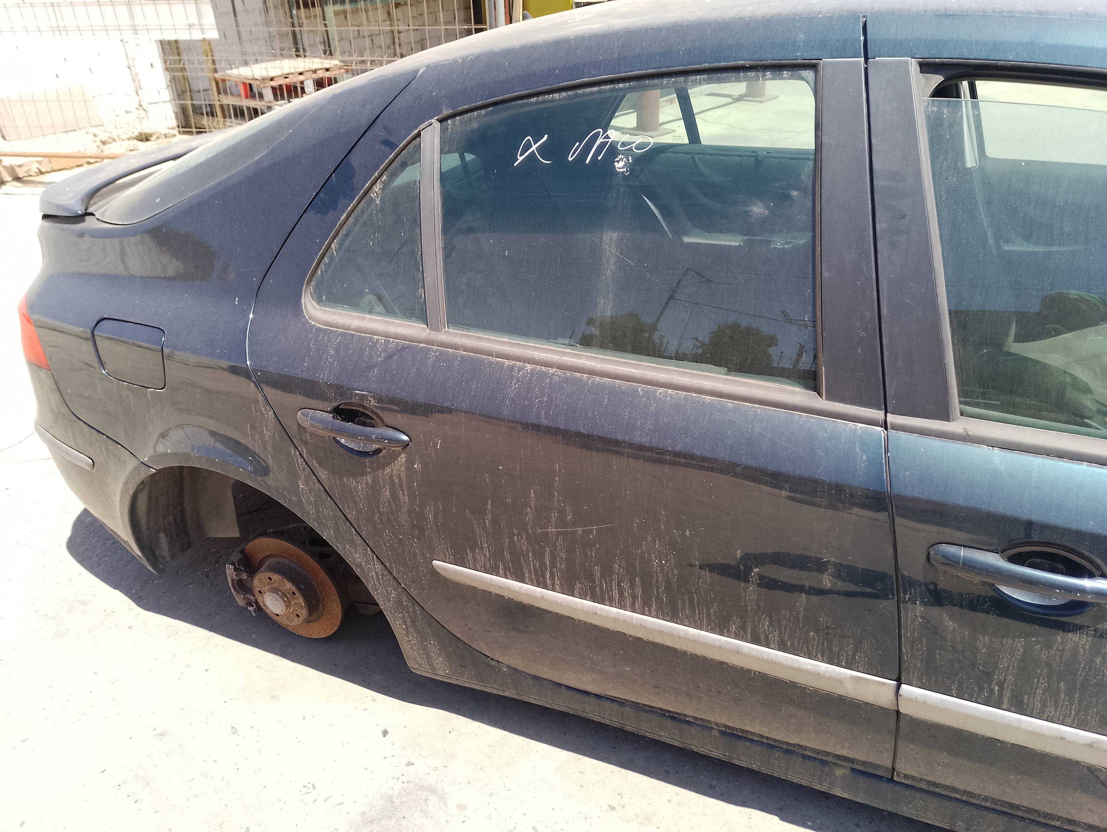Recambio de puerta trasera derecha para renault laguna ii (bg0) authentique referencia OEM IAM   