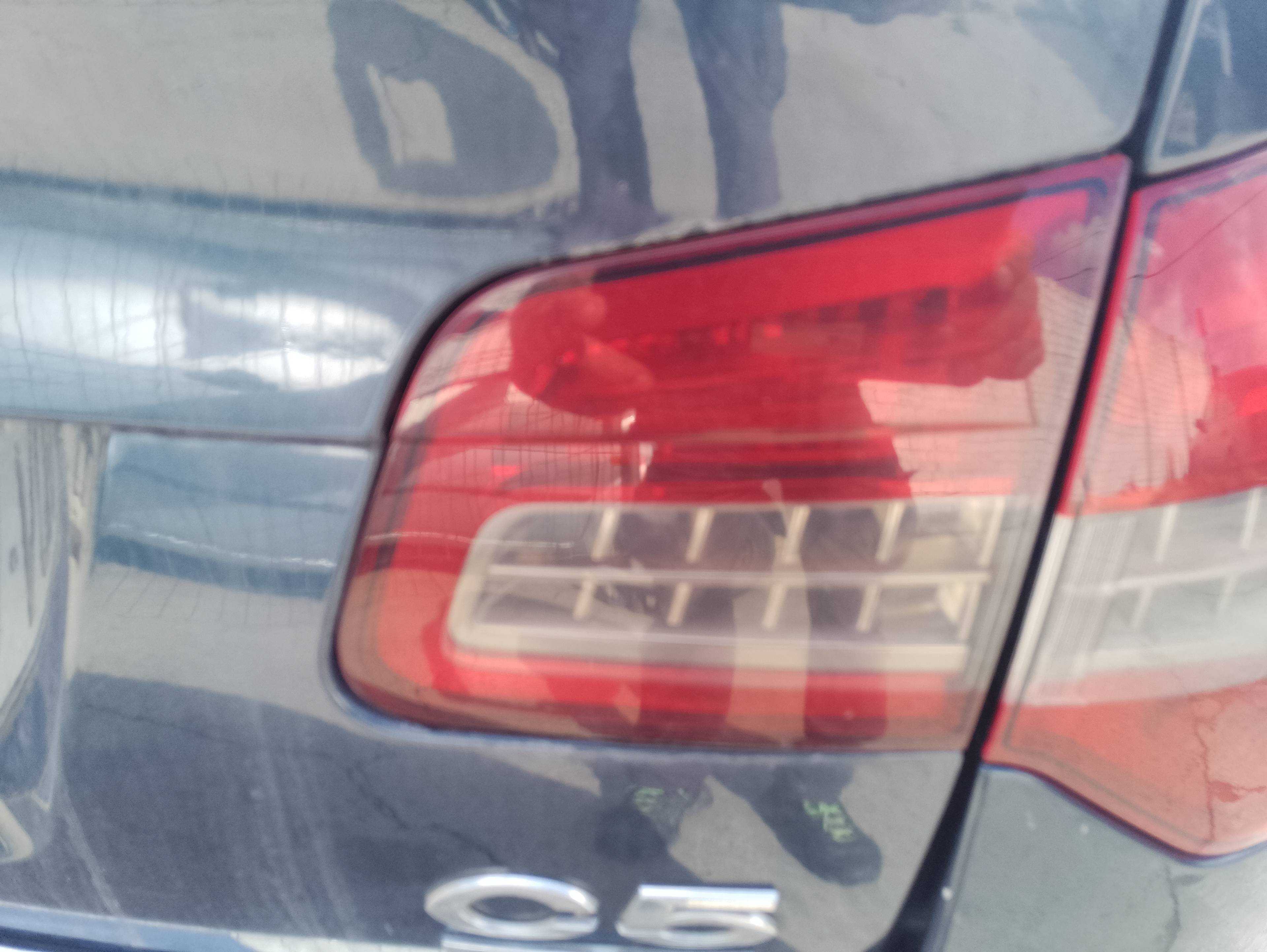 Recambio de piloto porton trasero derecho para citroën c5 berlina 2.0 hdi fap referencia OEM IAM   