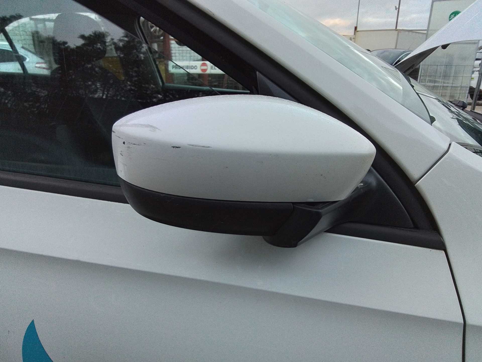 Recambio de retrovisor derecho para skoda rapid 1.6 tdi dpf referencia OEM IAM   