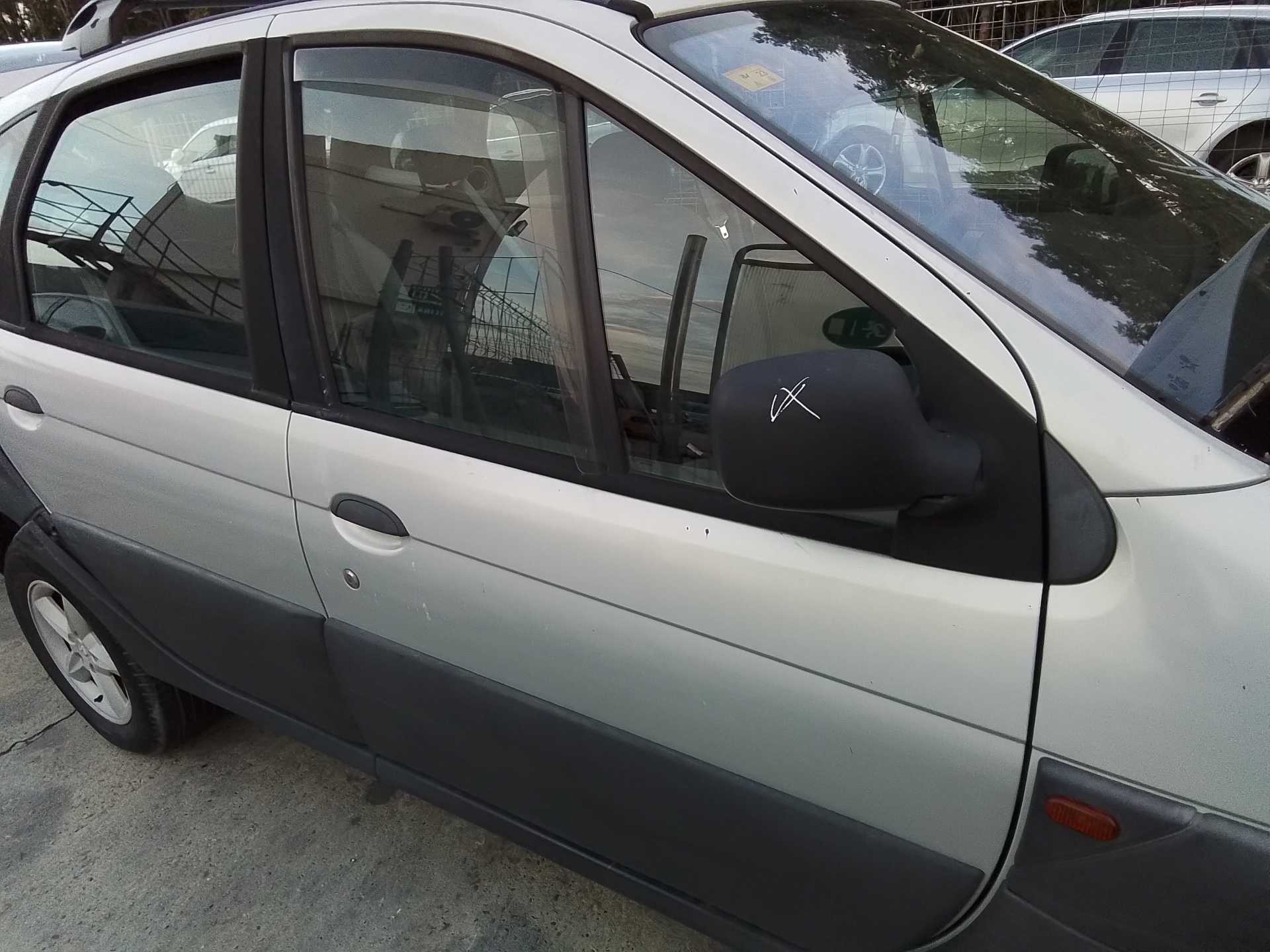 Recambio de puerta delantera derecha para renault scenic (ja..) 1.9 dci authentique referencia OEM IAM   