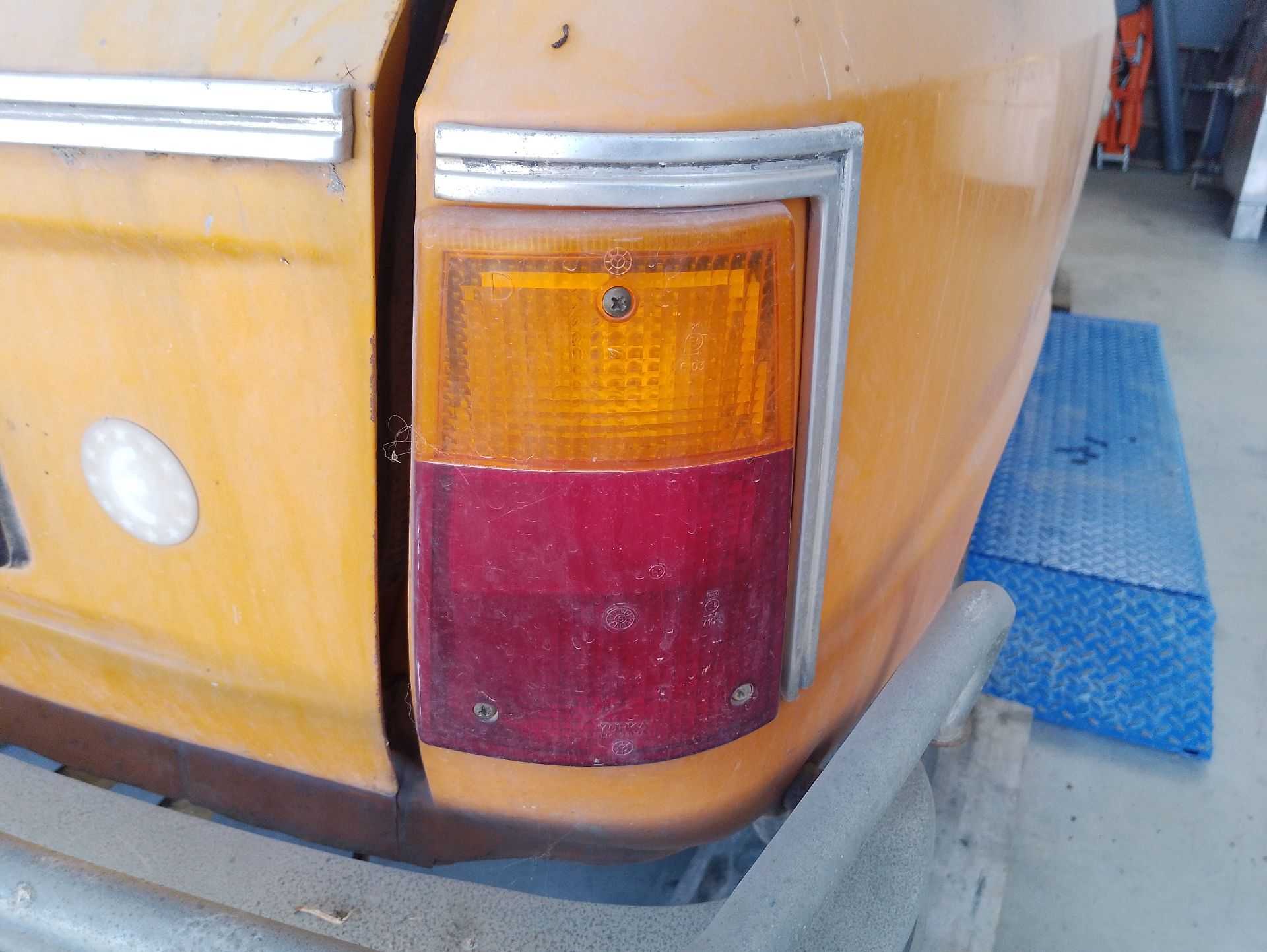 Recambio de piloto trasero derecho para renault 6 (118_) 0.8 referencia OEM IAM   
