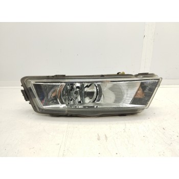 Recambio de faro antiniebla derecho para skoda rapid 1.6 tdi dpf referencia OEM IAM 5JA944700  