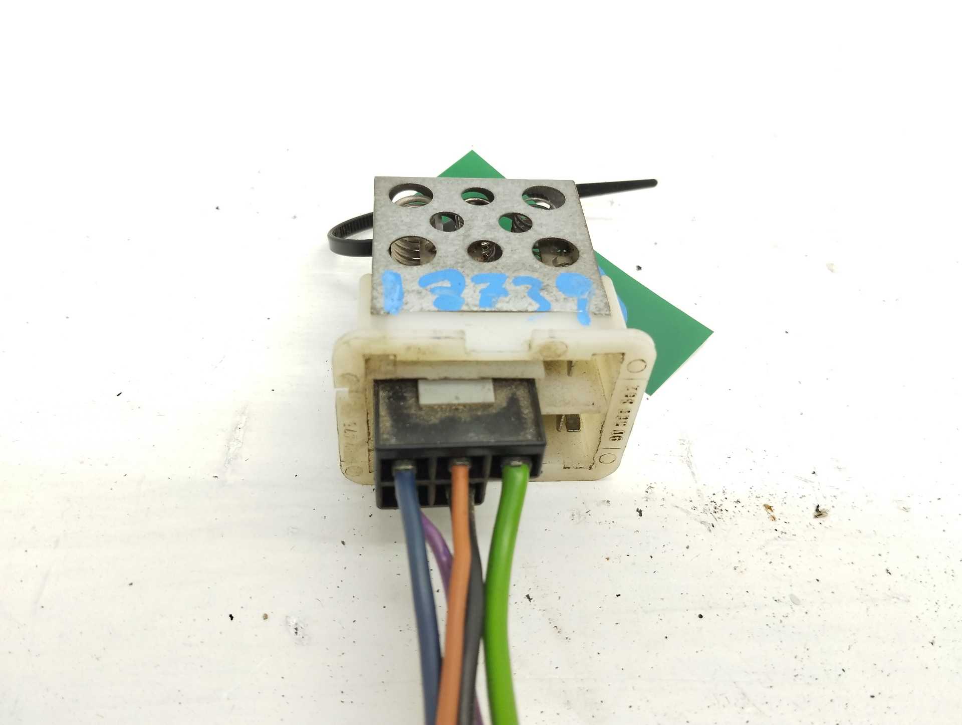 Recambio de resistencia calefaccion para opel astra h ber. edition referencia OEM IAM 90560362  