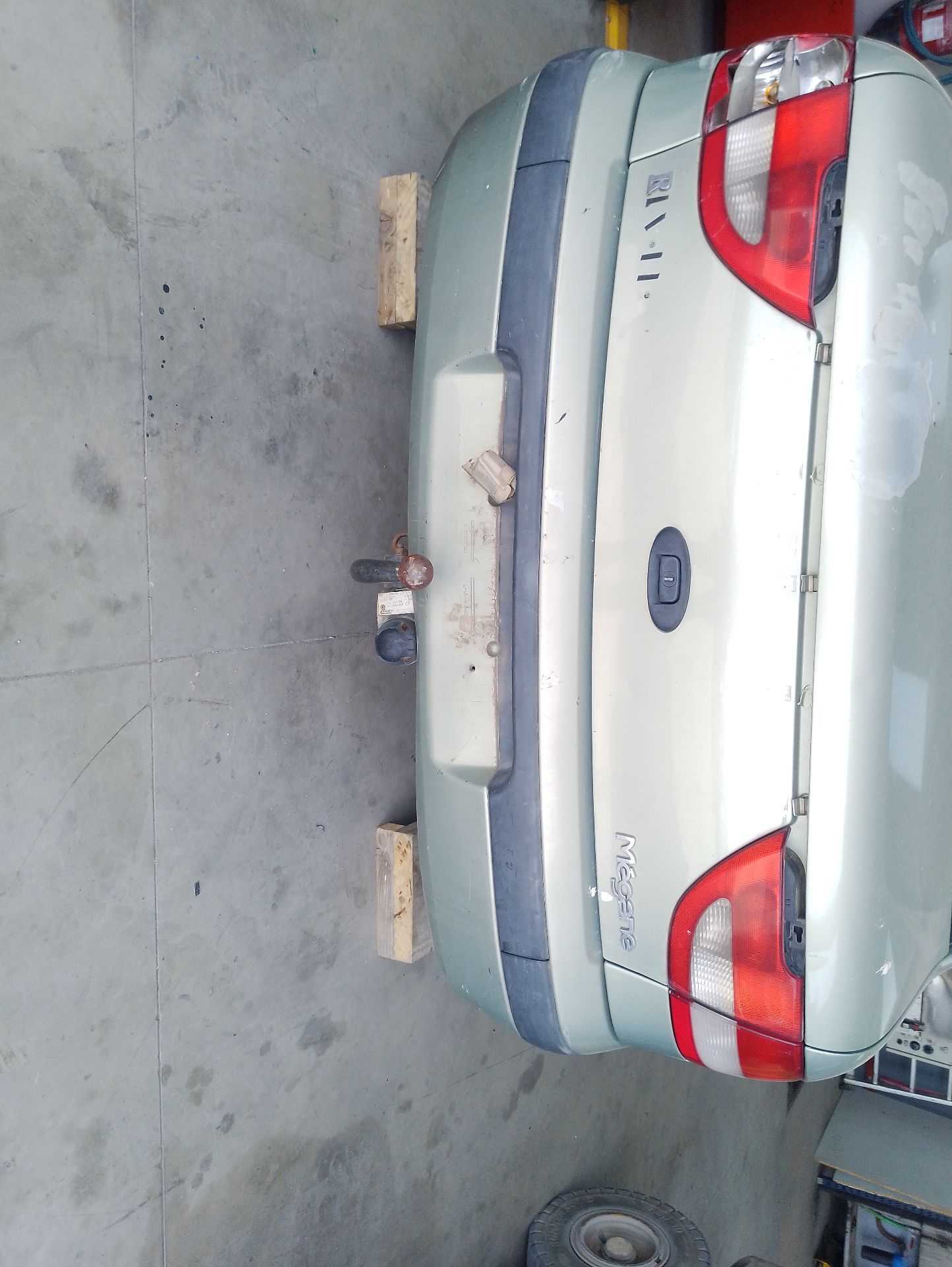 Recambio de paragolpes trasero para renault megane i classic (la0/1_) 1.9 dci (la05, la1f) referencia OEM IAM   