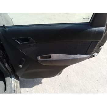 Recambio de guarnecido puerta trasera derecha para chevrolet aveo referencia OEM IAM   