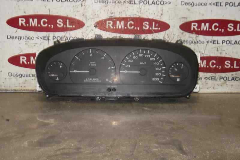 Recambio de cuadro instrumentos para opel corsa c club referencia OEM IAM 70113R  