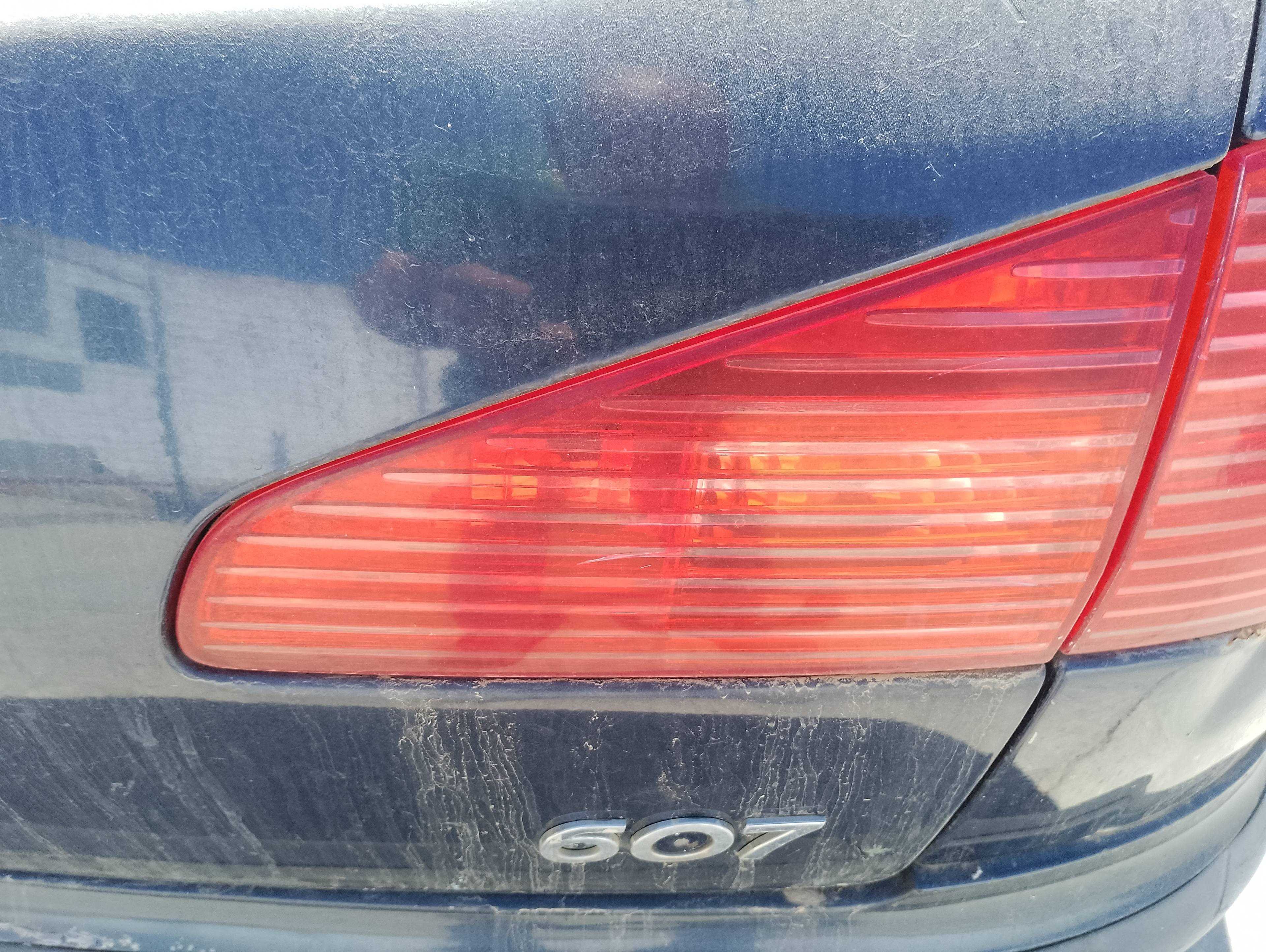 Recambio de piloto porton trasero derecho para peugeot 607 (s1) 2.2 hdi fap cat referencia OEM IAM   