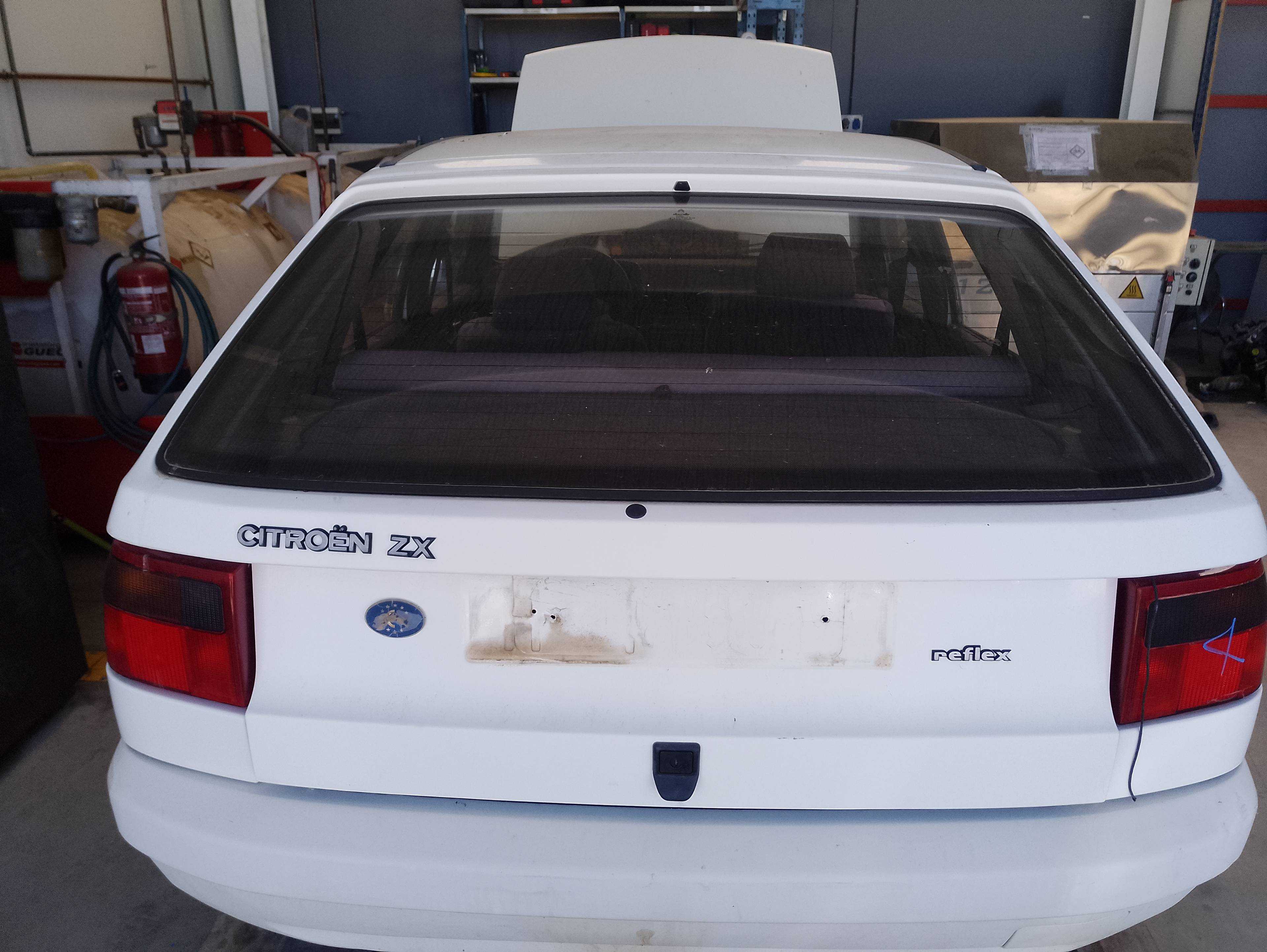 Recambio de porton trasero para citroën zx 1,4 armonia referencia OEM IAM   