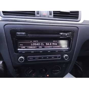 SISTEMA AUDIO / RADIO CD 