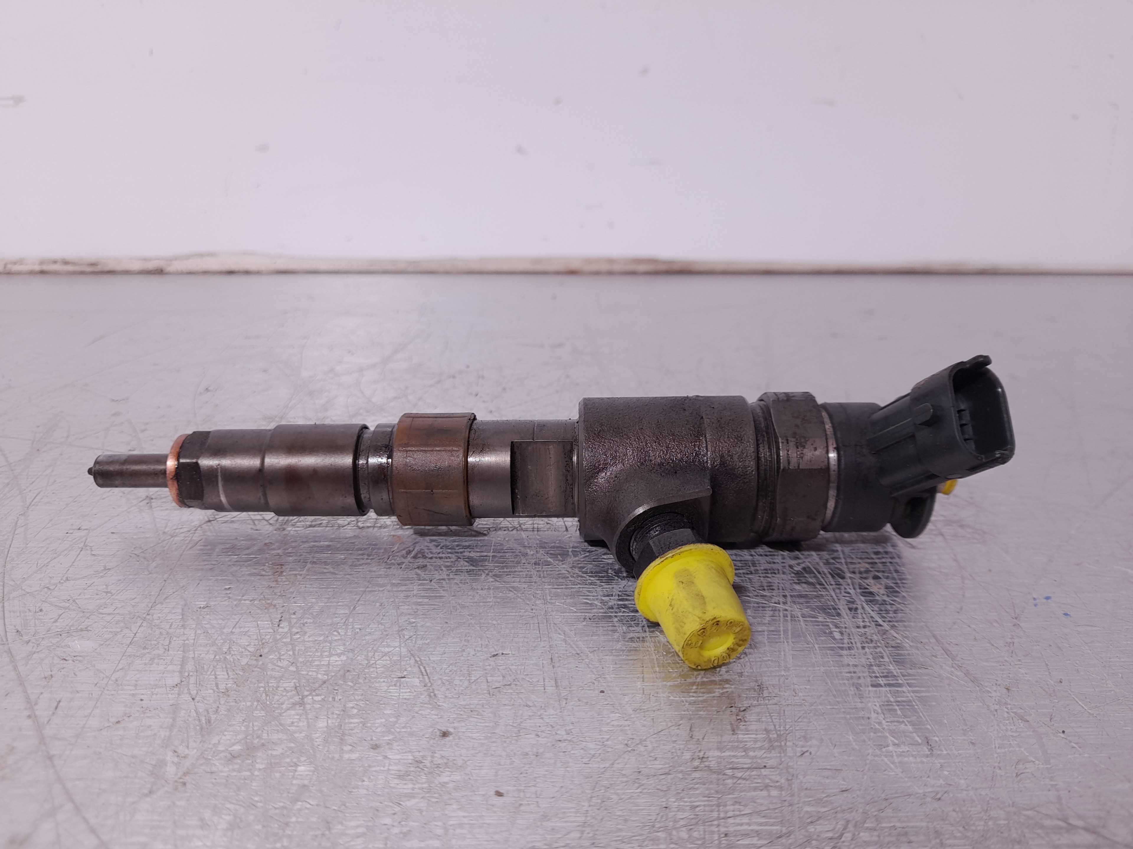 Recambio de inyector para citroën c3 picasso 1.6 hdi fap referencia OEM IAM 0445110340 BOSCH 