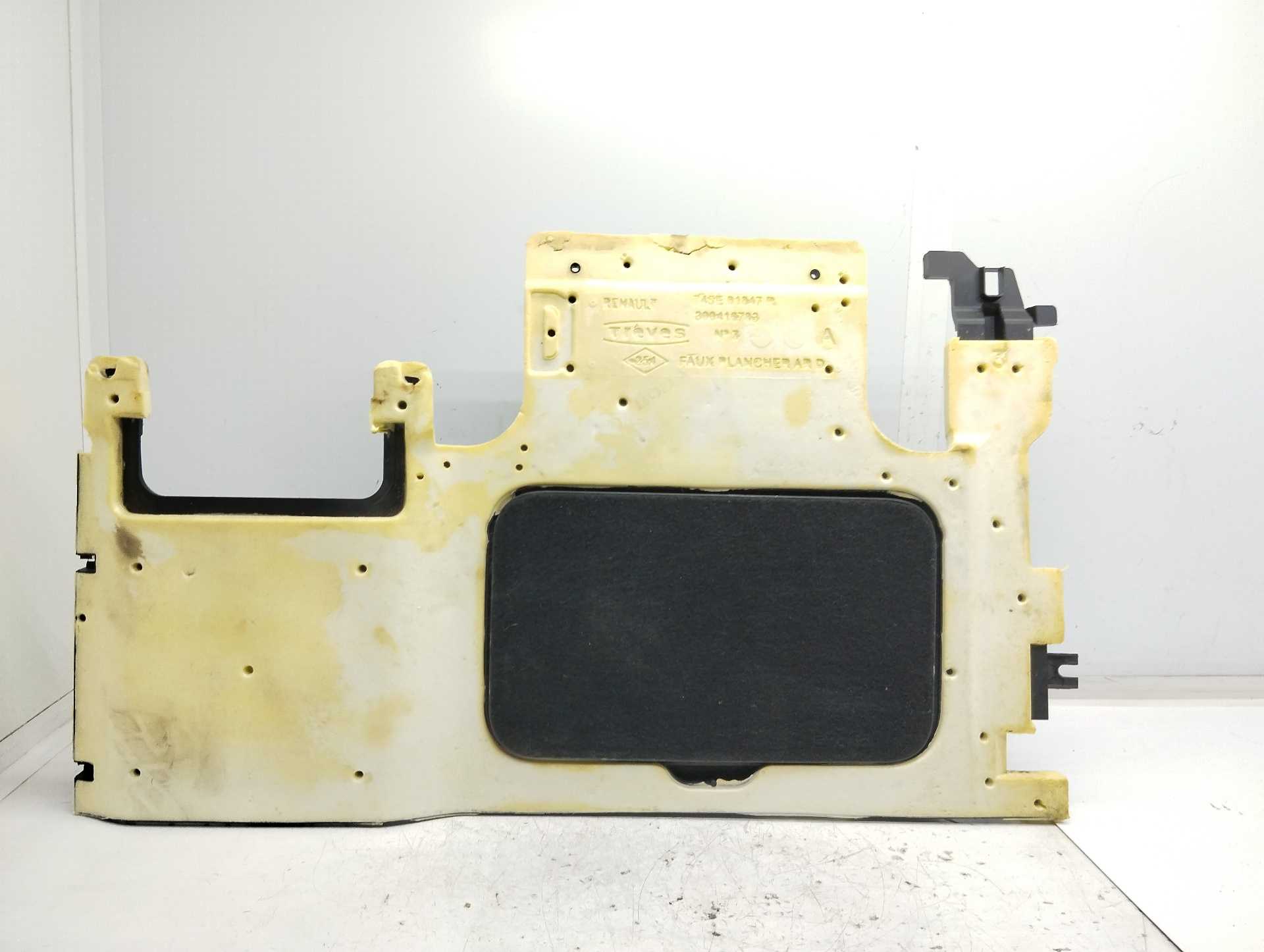 Recambio de moldura interior para renault scenic iv black edition referencia OEM IAM 745E01847R  