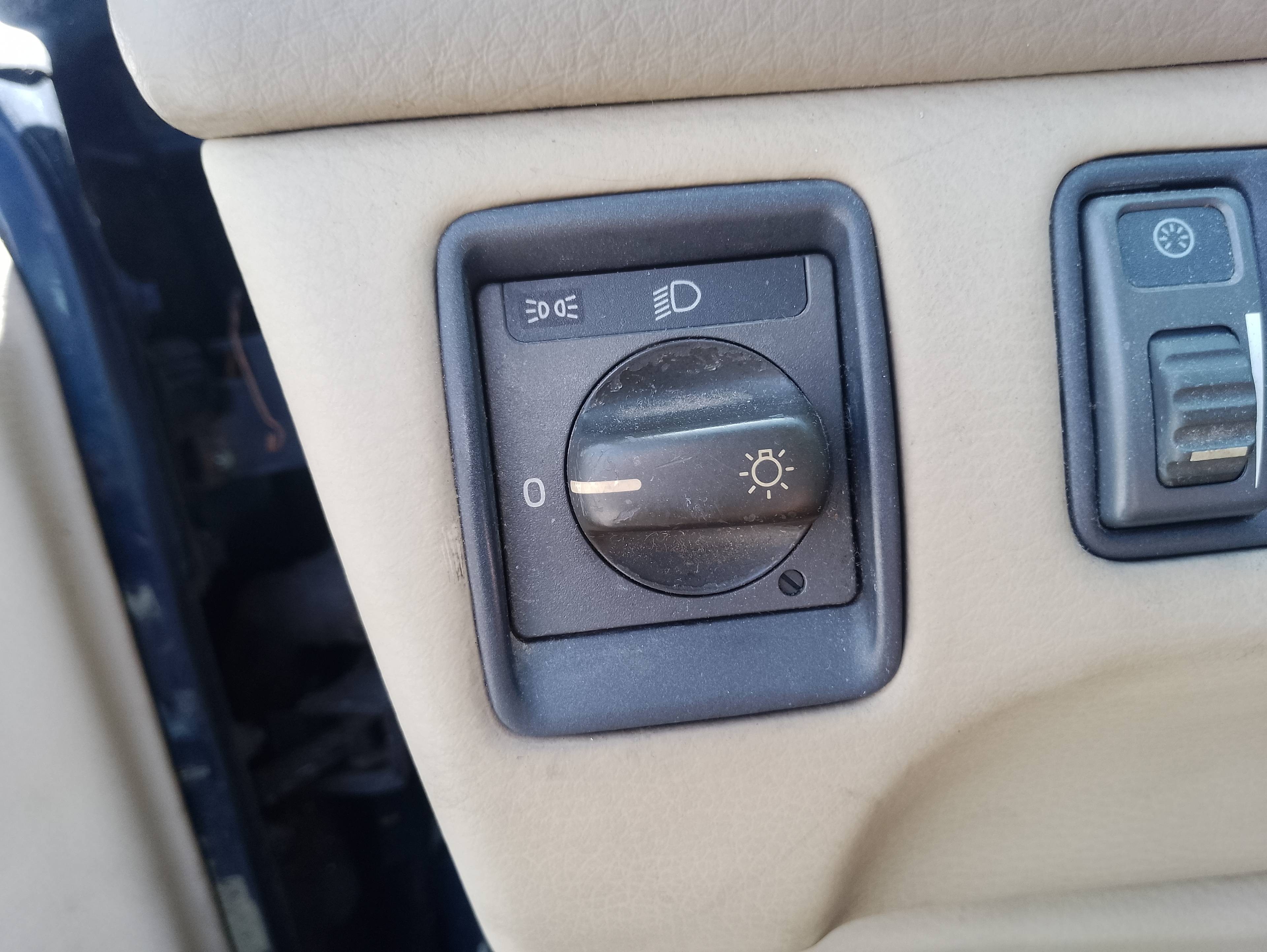 Recambio de mando luces para volvo c70 cabriolet 2.4 t referencia OEM IAM   