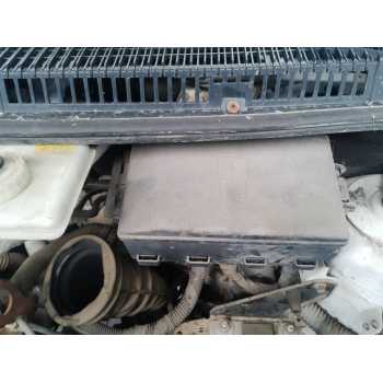 CAJA RELES / FUSIBLES 