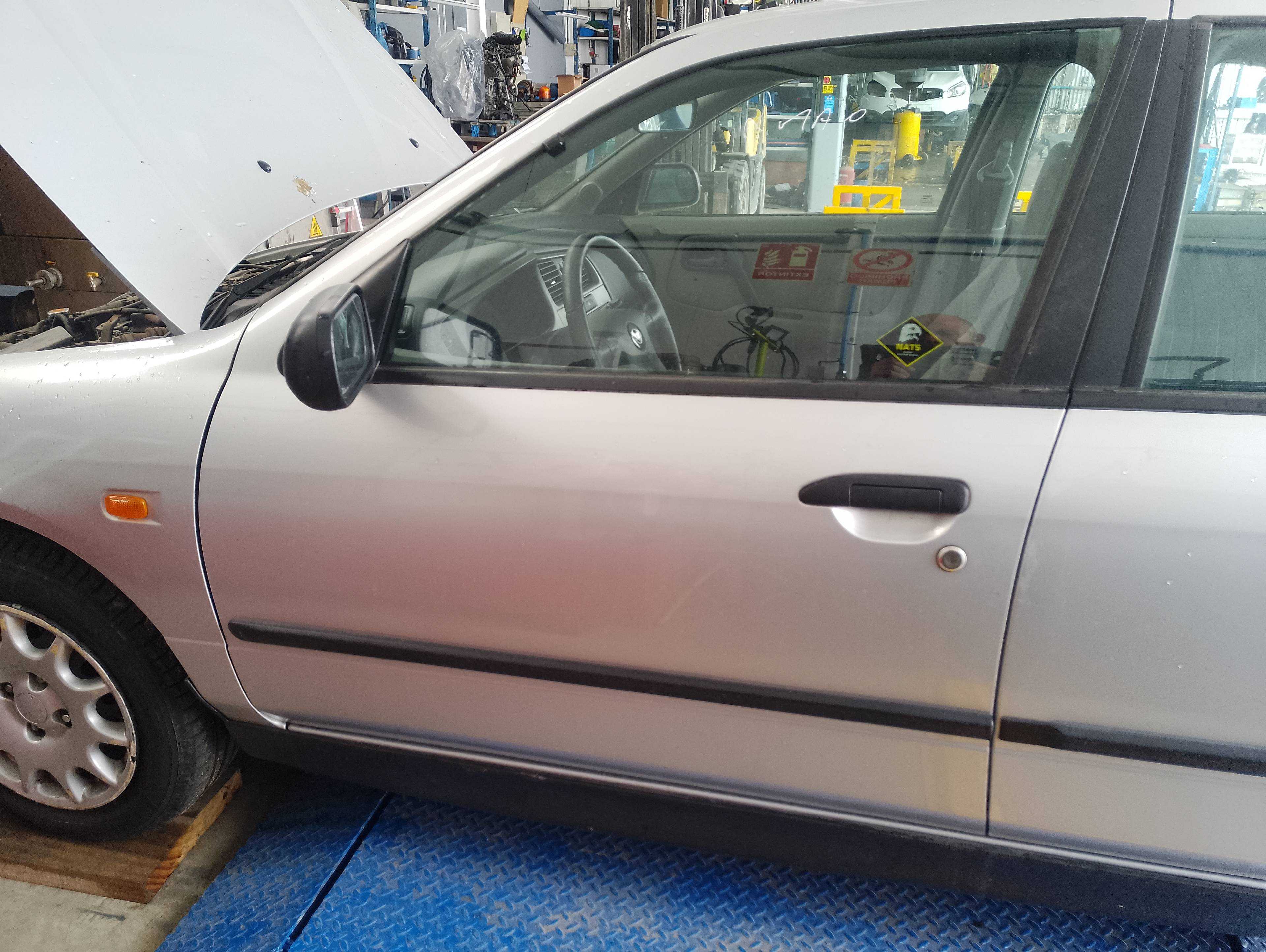 Recambio de puerta delantera izquierda para nissan primera berlina (p11) básico referencia OEM IAM   