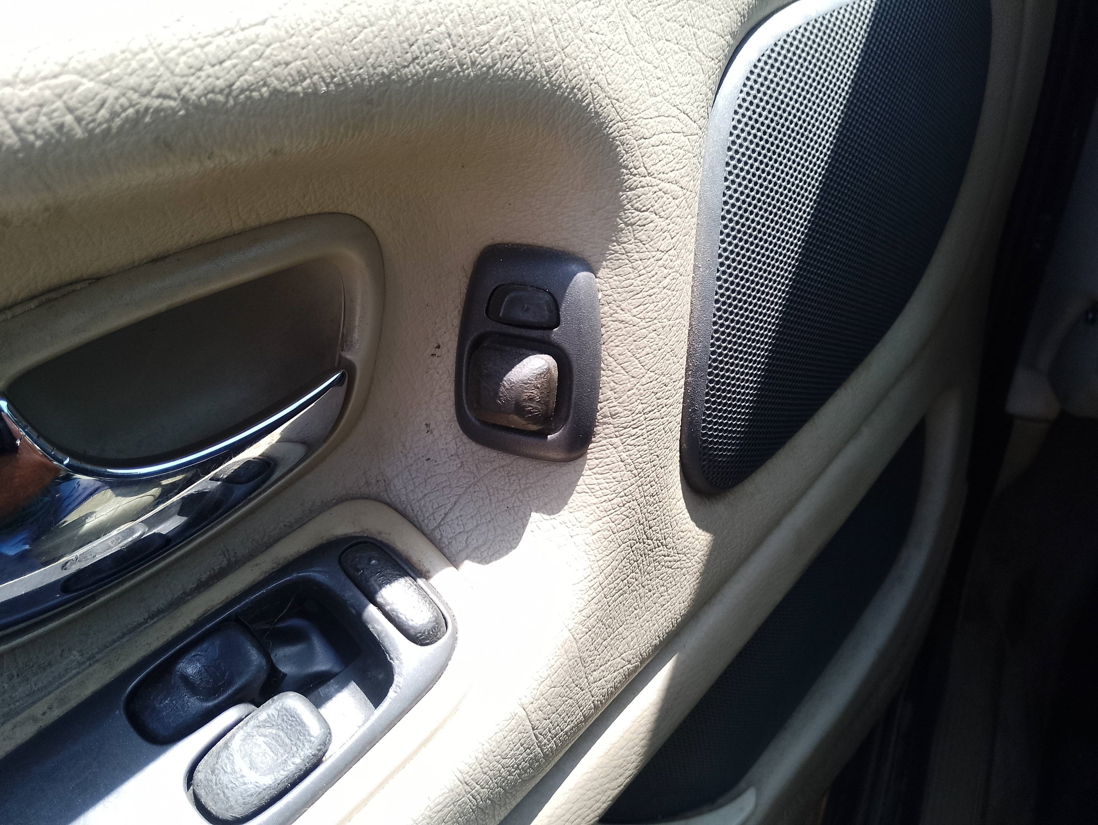Recambio de mando retrovisor para volvo c70 cabriolet 2.4 t referencia OEM IAM   