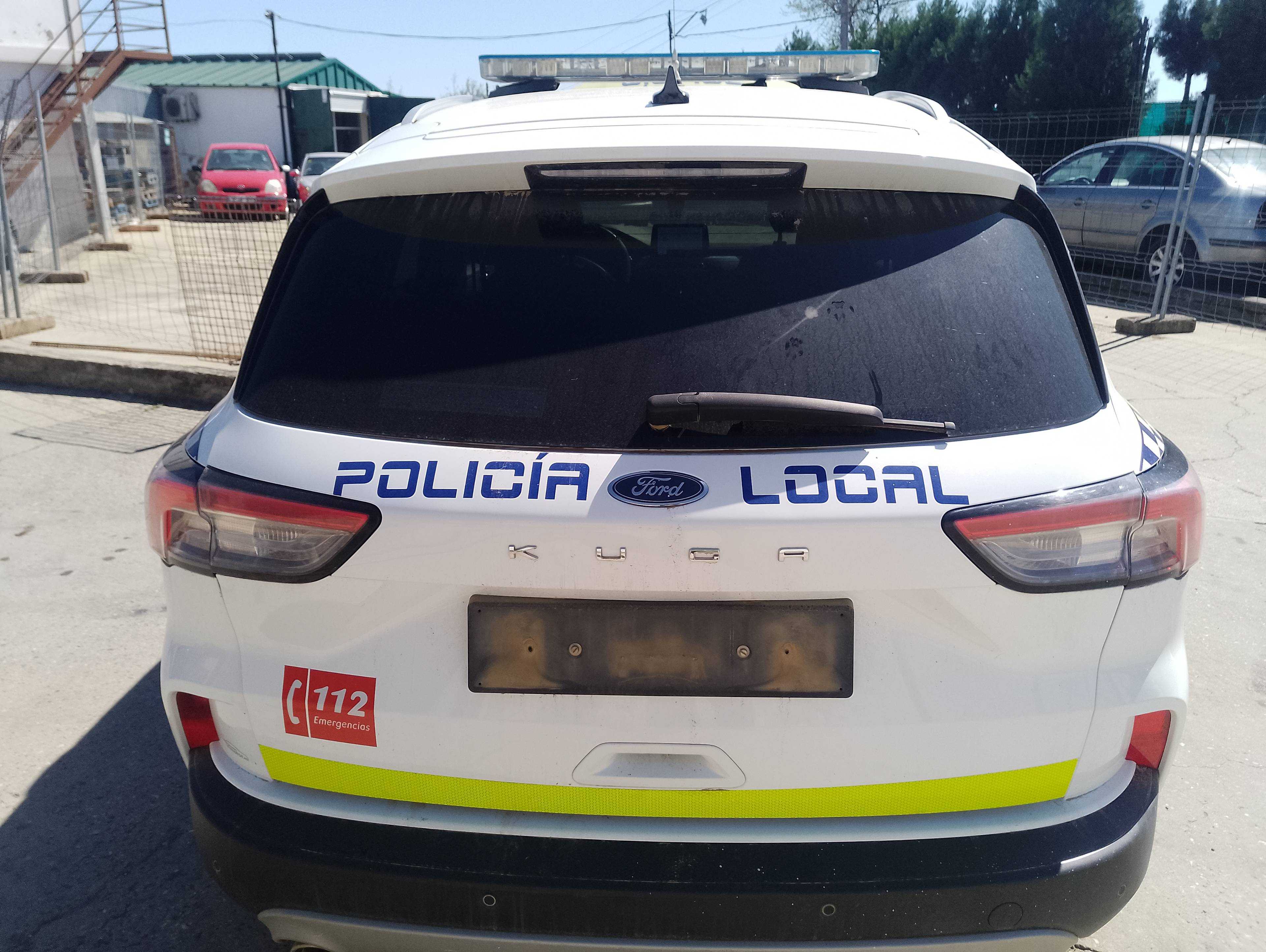 Recambio de porton trasero para ford kuga trend referencia OEM IAM 2768855  