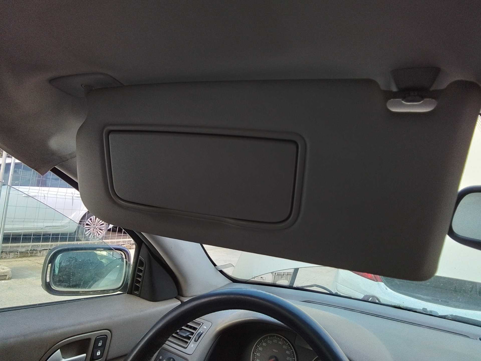 Recambio de parasol izquierdo para volvo v50 familiar 1.6 diesel cat referencia OEM IAM   