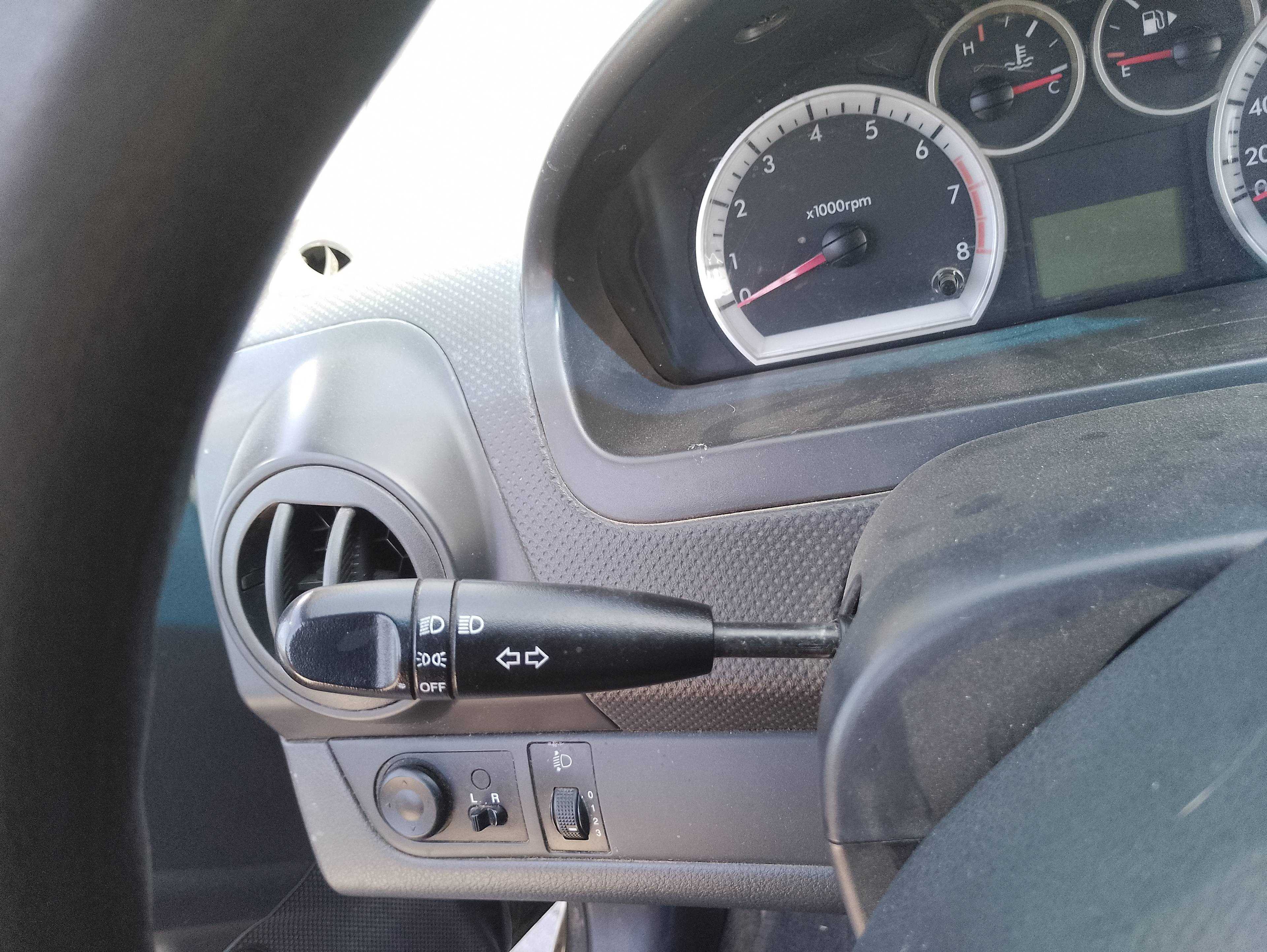 Recambio de mando intermitentes para chevrolet aveo referencia OEM IAM   